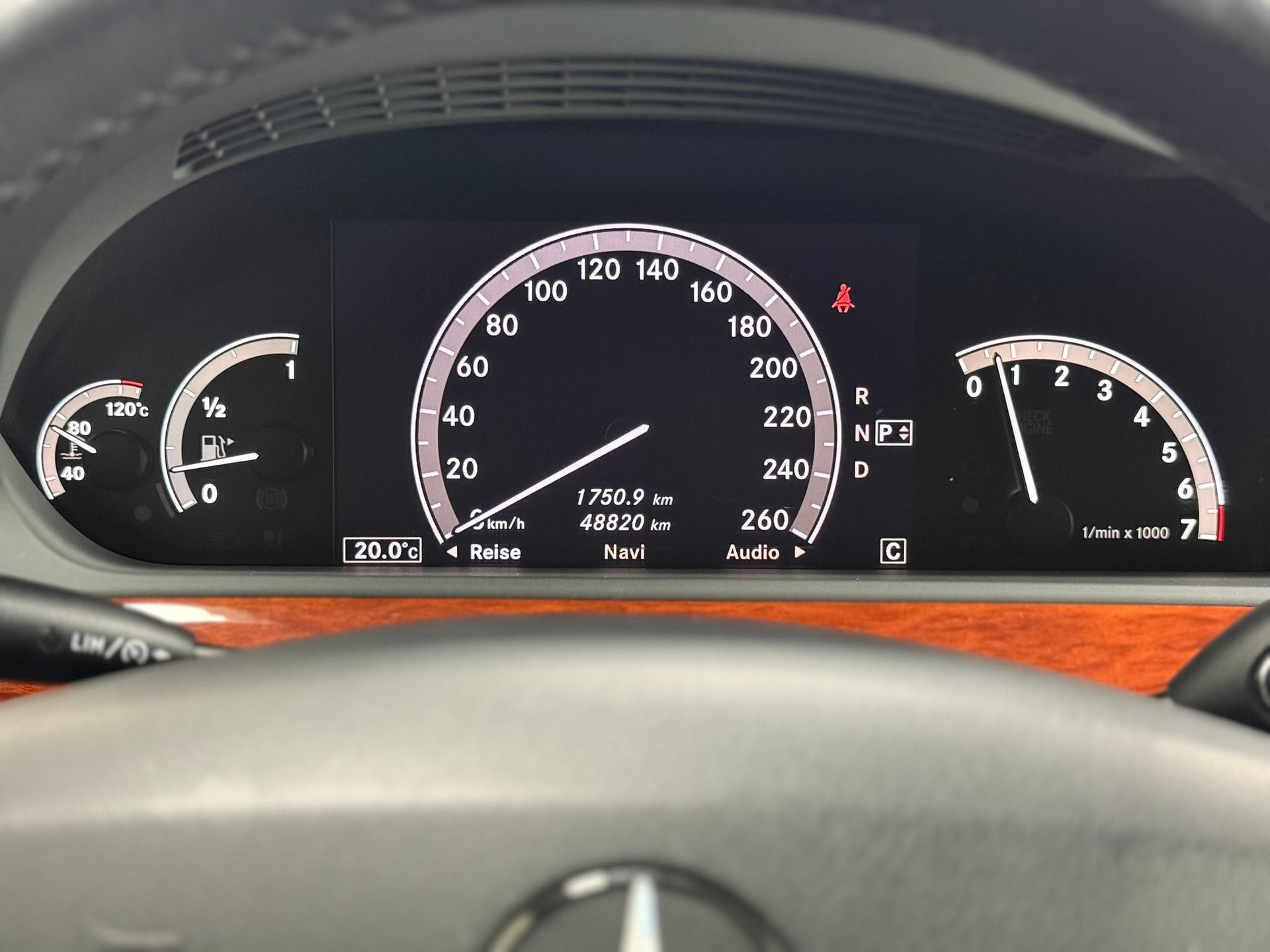 MERCEDES-BENZ S 500 4Matic 7G-Tronic-image-15