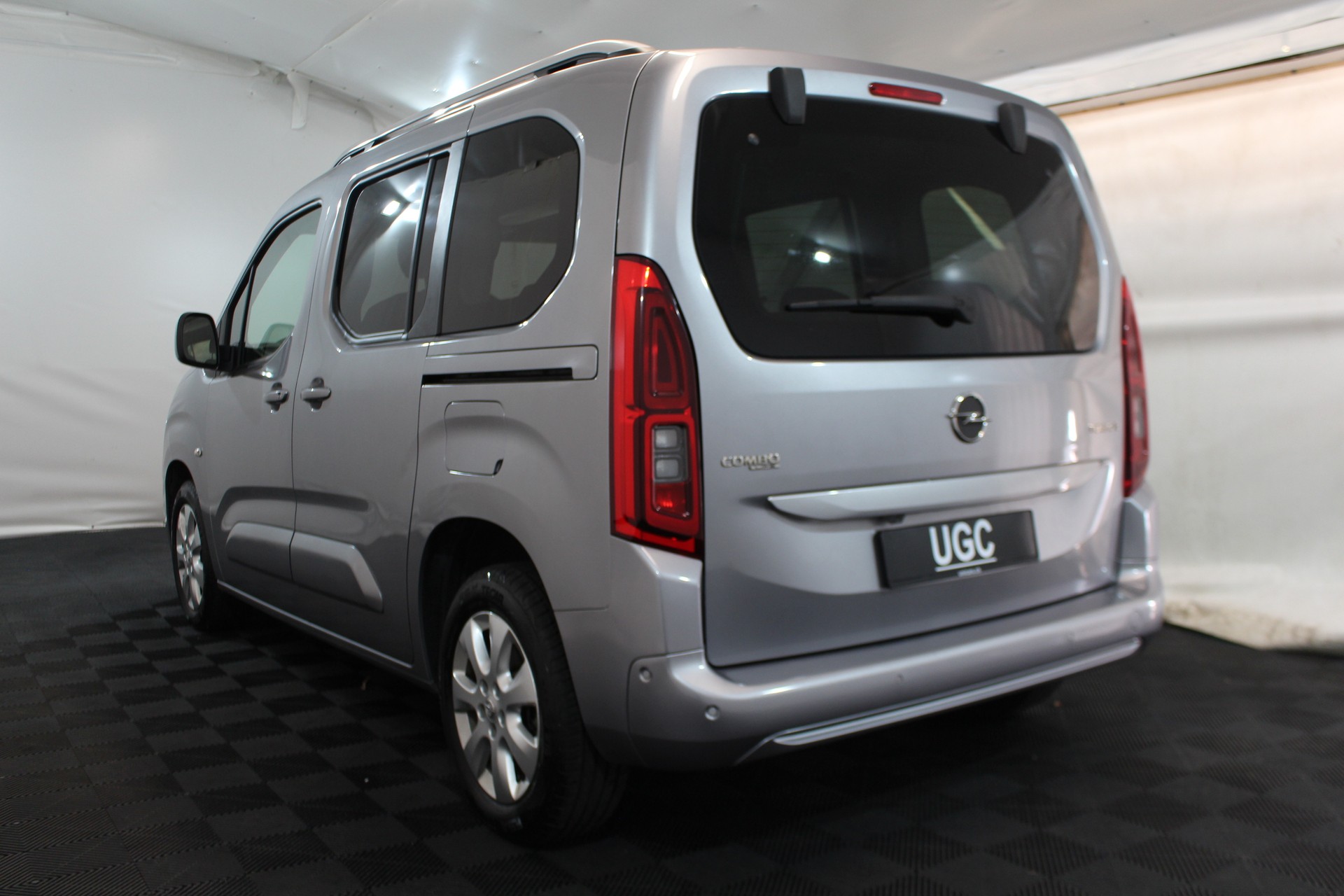 OPEL Combo Life 1.5 D Innovation S/S-showroom-element-3