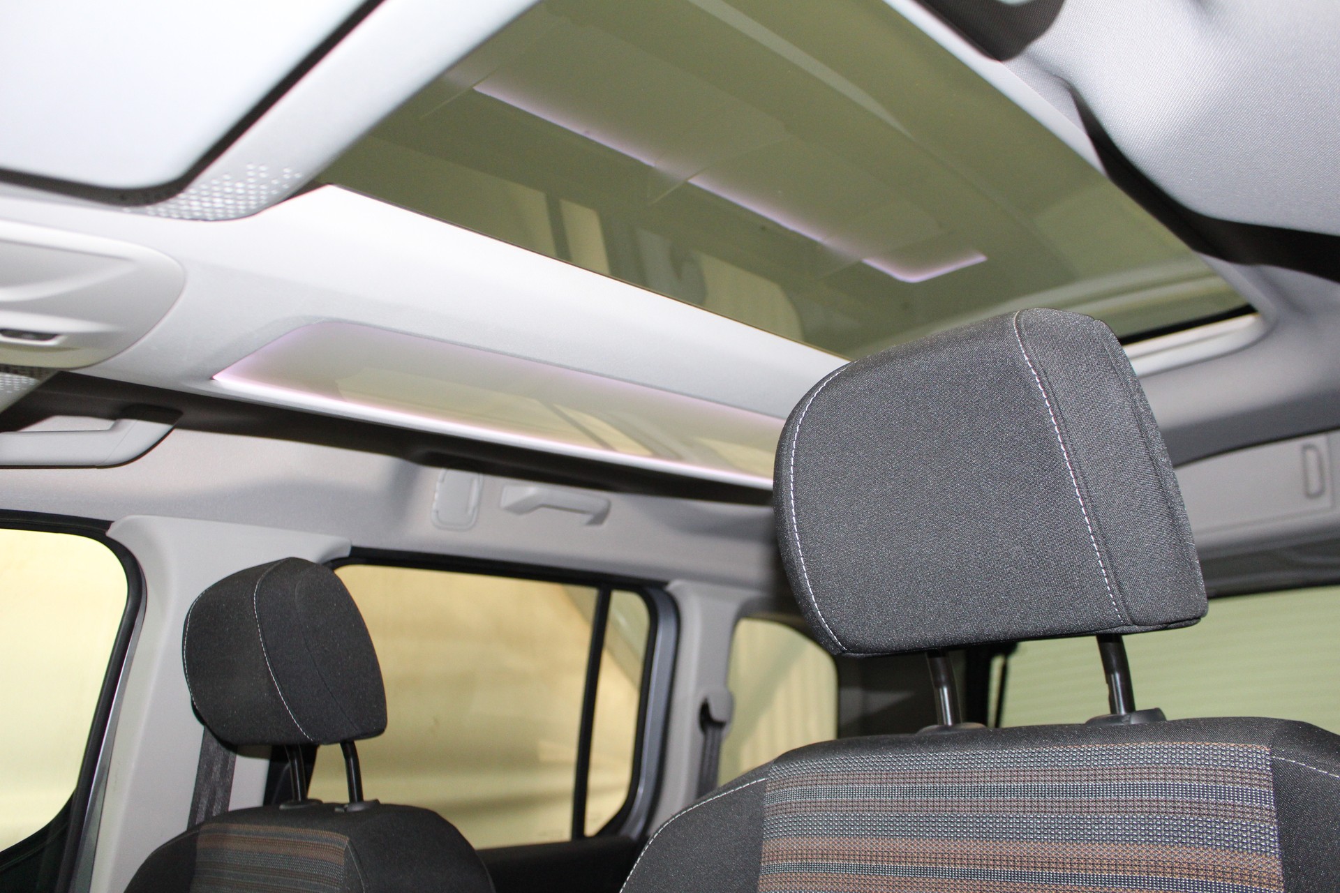 OPEL Combo Life 1.5 D Innovation S/S-image-14