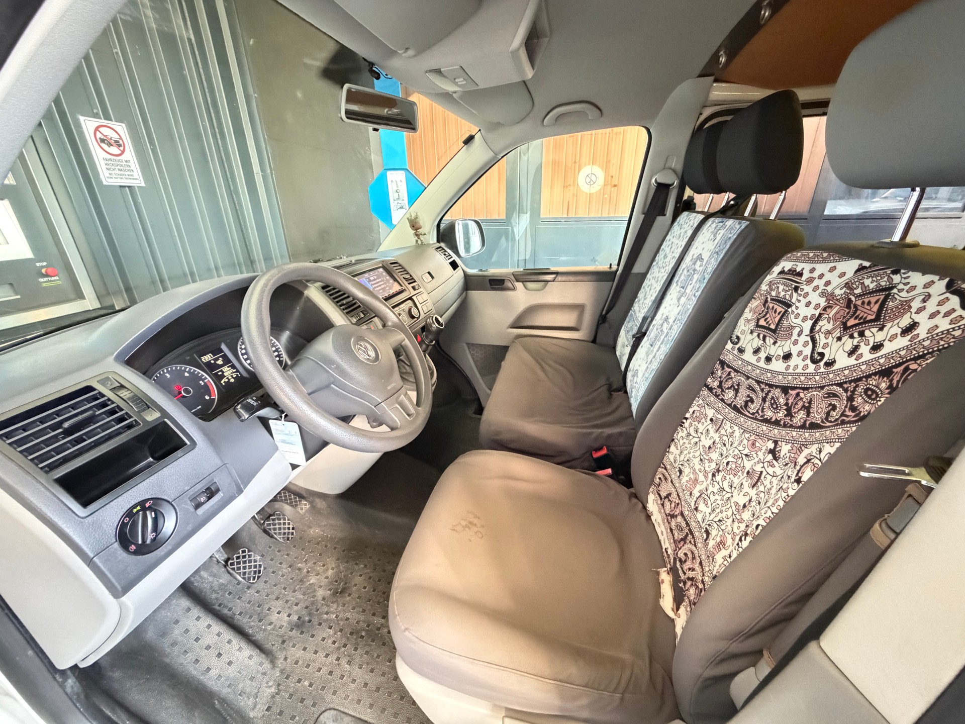 VW T5 2.0 TDI 4Motion L2-image-9