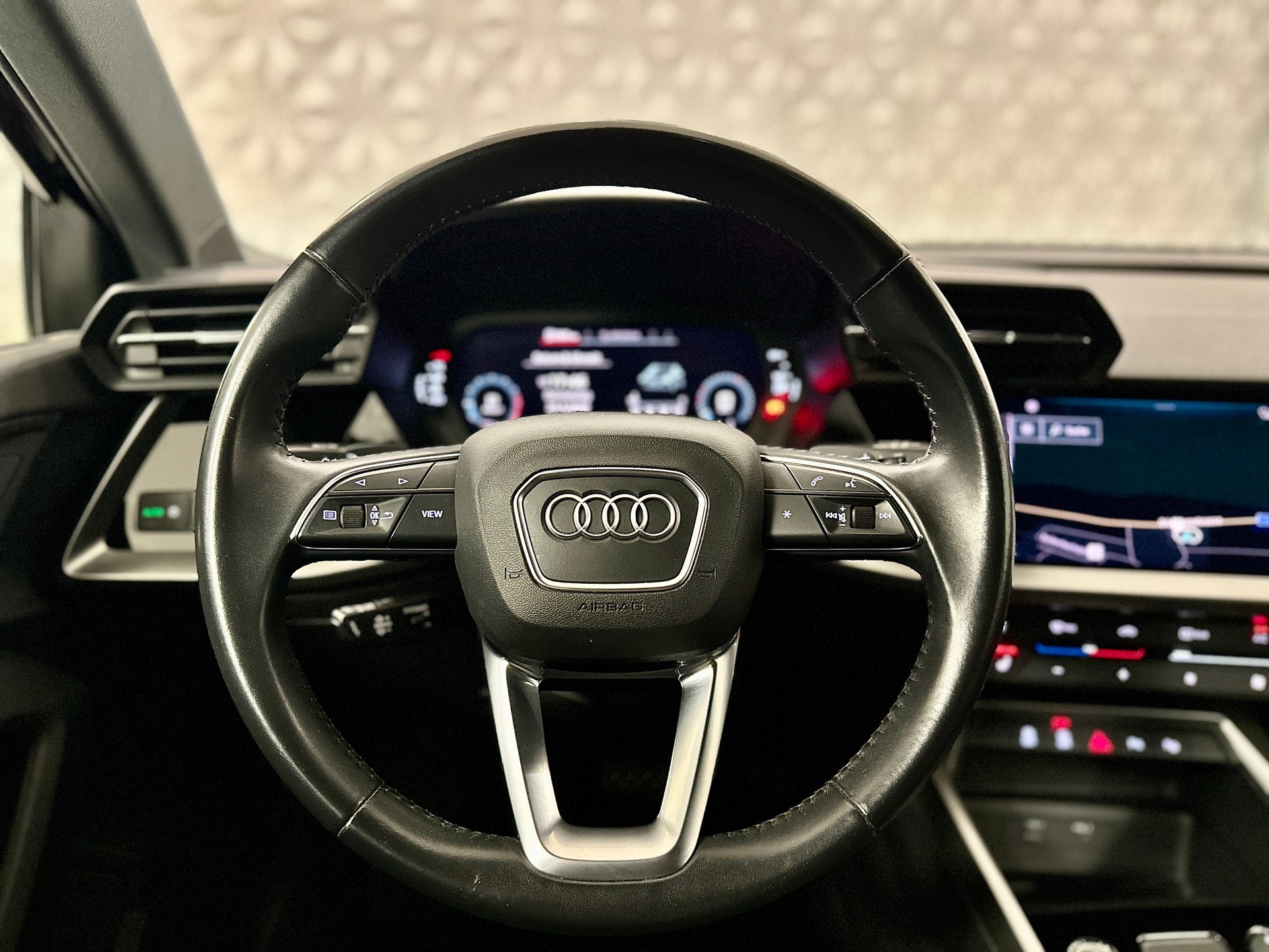 AUDI A3 Sportback 35 TFSI S line S-tronic-image-21
