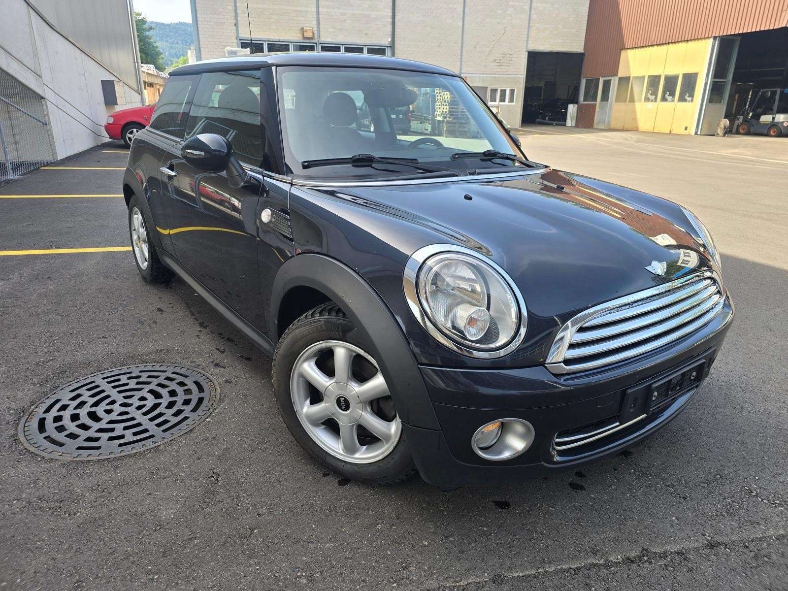 MINI COOPER-image-1