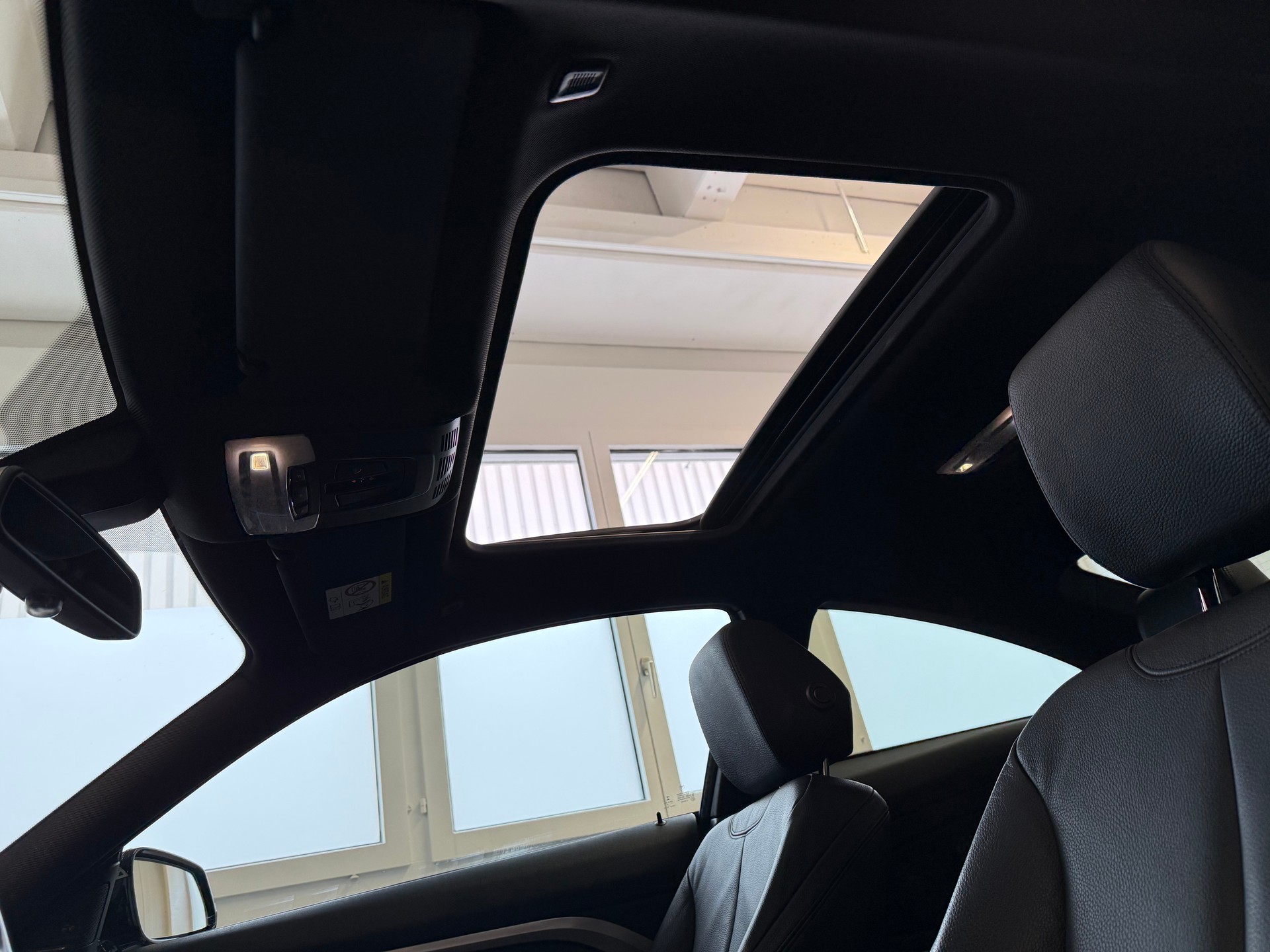 BMW 440i Coupé xDrive M Sport Steptronic-image-17