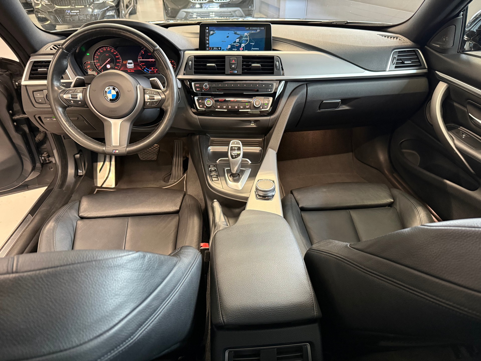 BMW 440i Coupé xDrive M Sport Steptronic-image-19