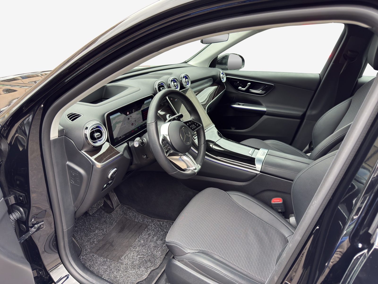 MERCEDES-BENZ GLC 300 e 4Matic 9G-Tronic-image-7
