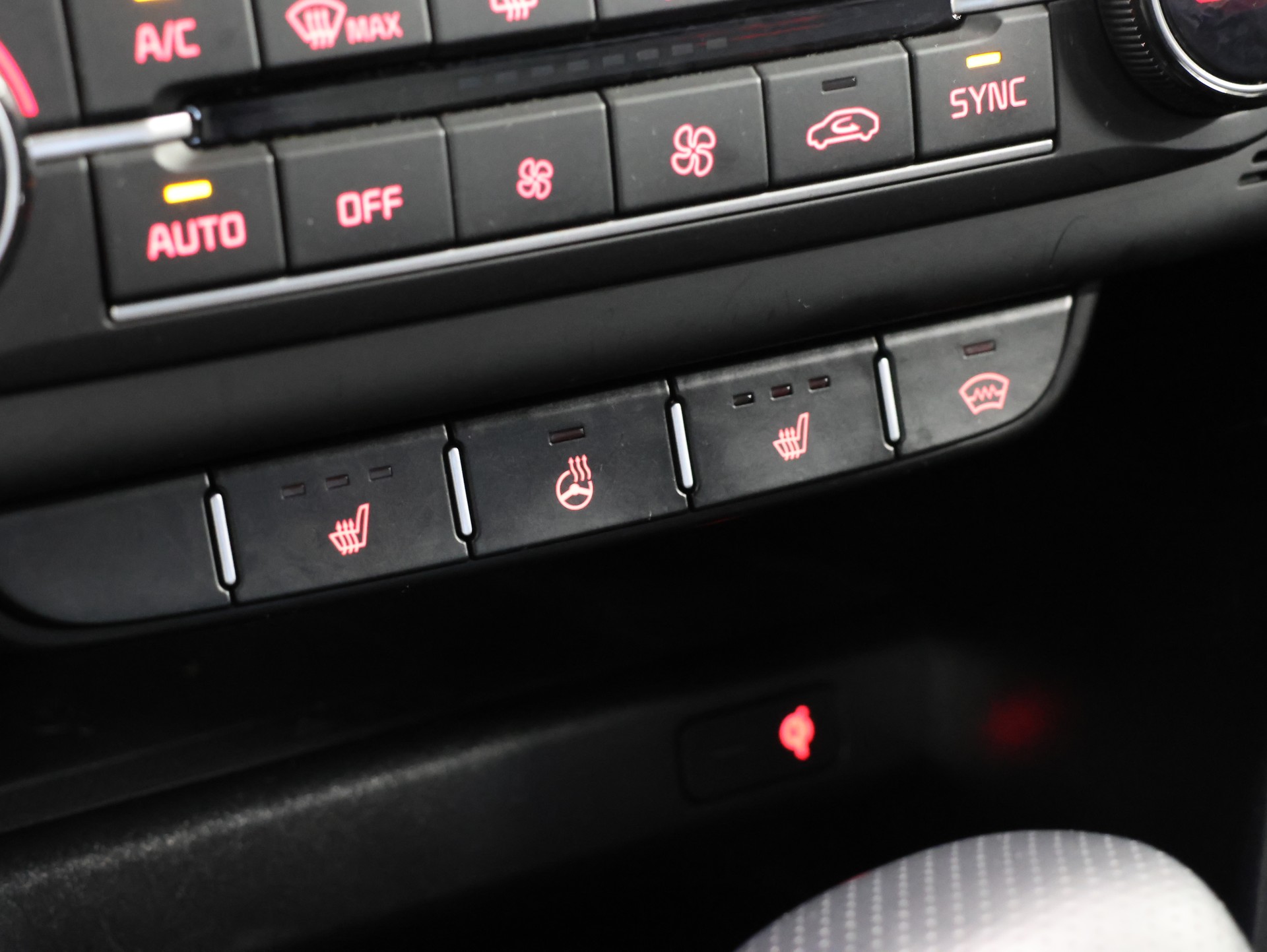 KIA ProCeed 1.6 T-GDi GT DCT *JBL Anlage * *Rückfahrkamera* *Memory Packet*-image-27
