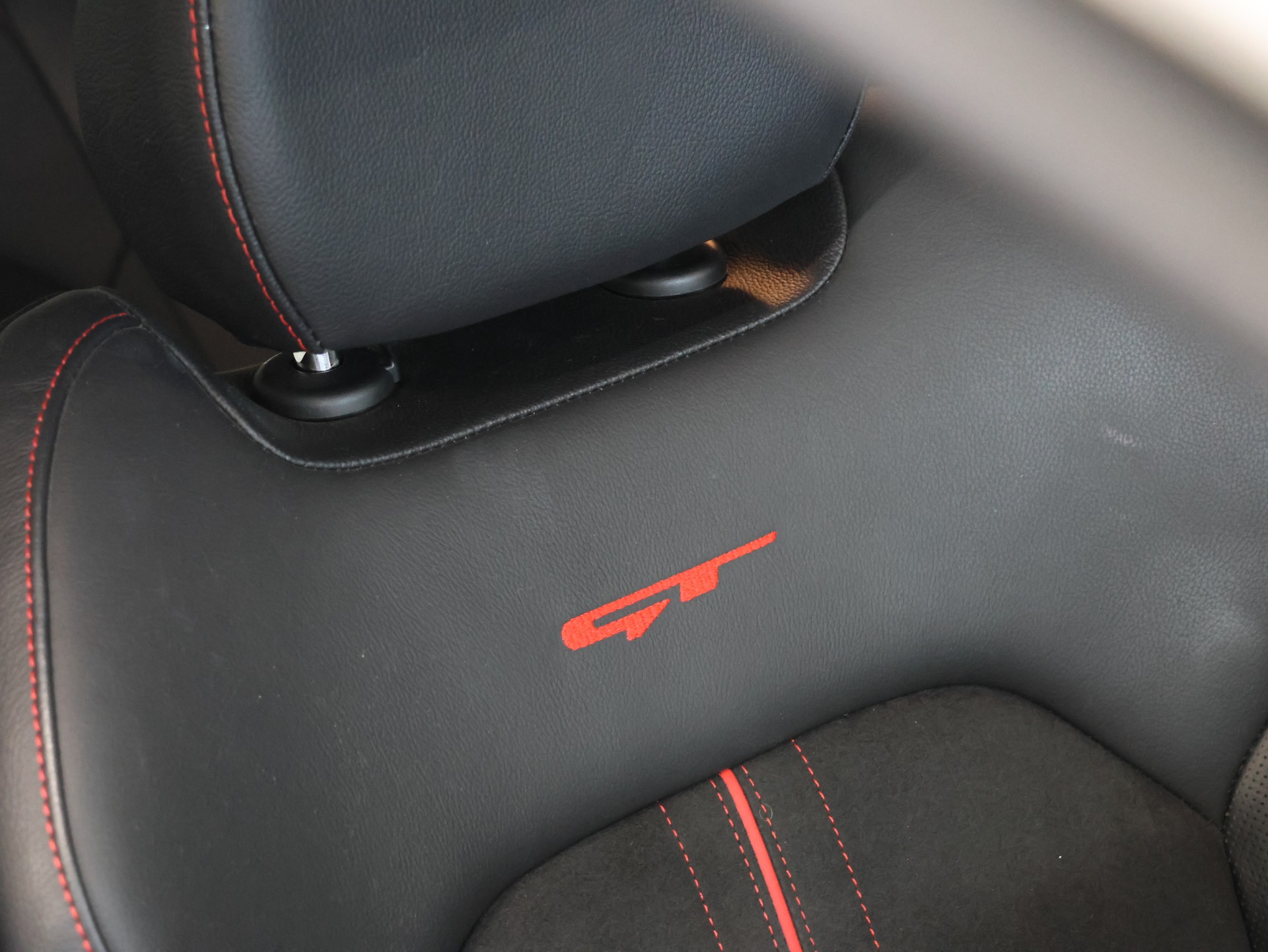 KIA ProCeed 1.6 T-GDi GT DCT *JBL Anlage * *Rückfahrkamera* *Memory Packet*-image-17