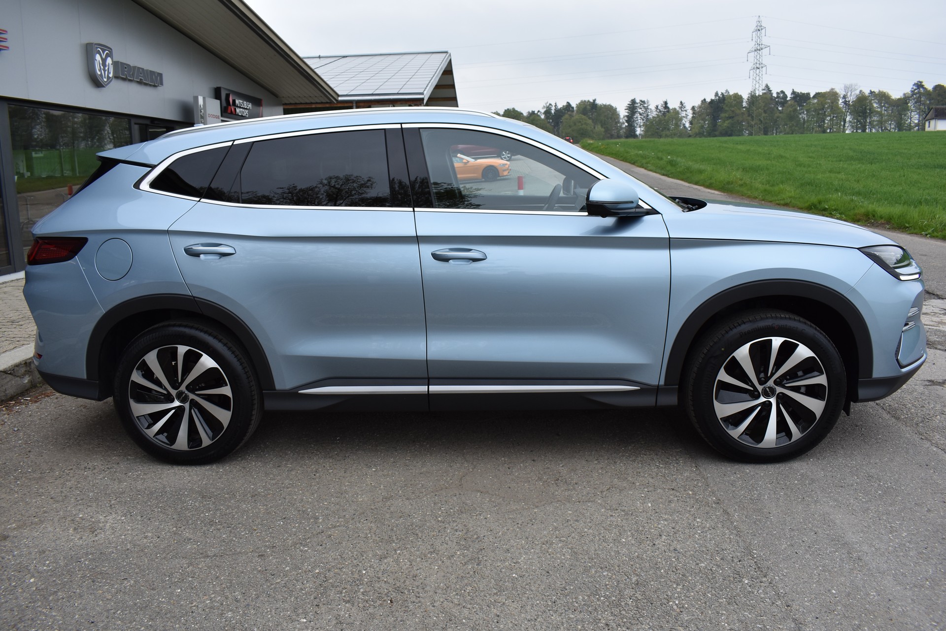 BYD Seal U DM-i Design AWD-image-4