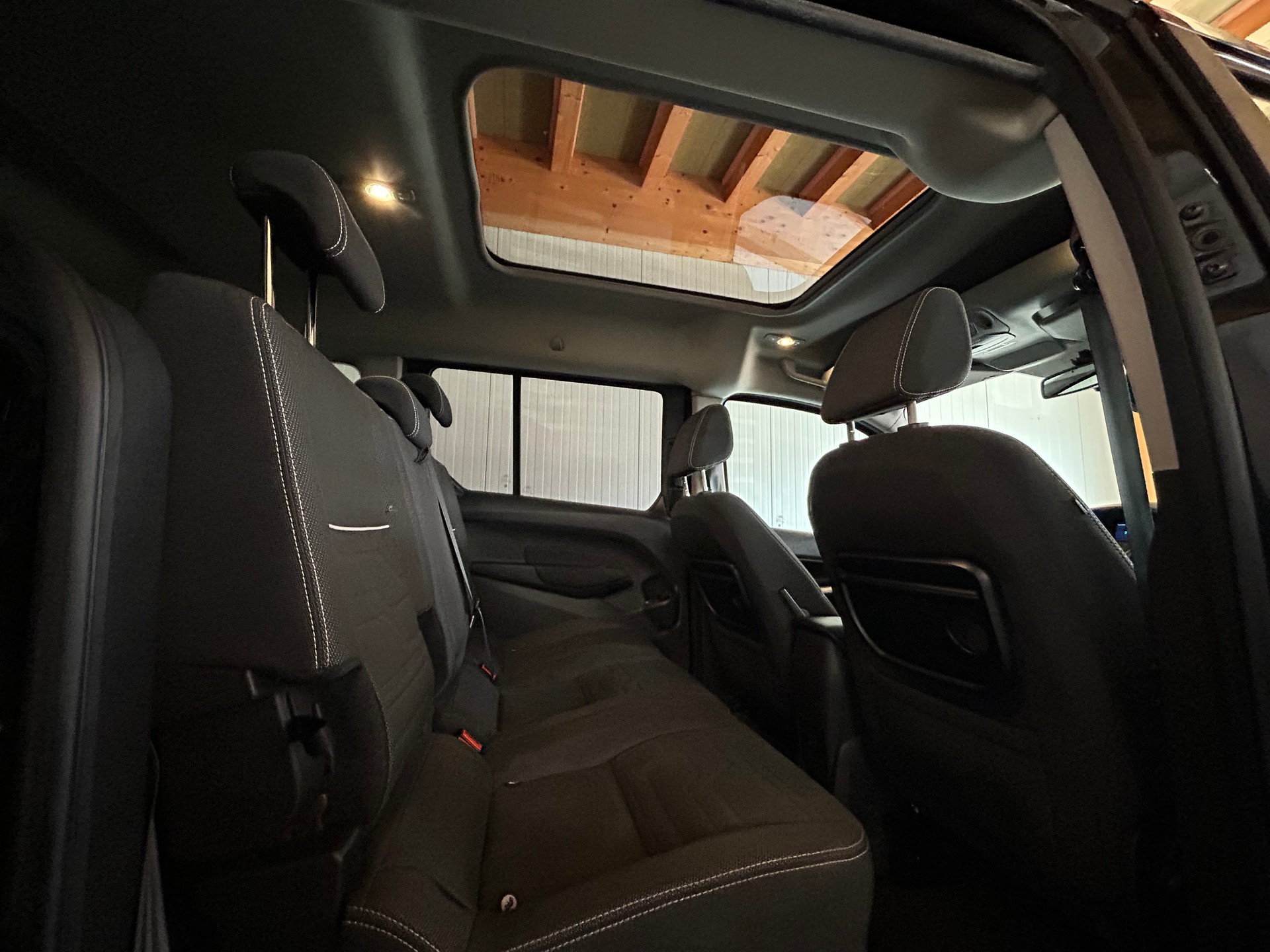 FORD Grand Tourneo Connect 1.6 SCTi Titanium Automatic *7-Plätzer*-image-10