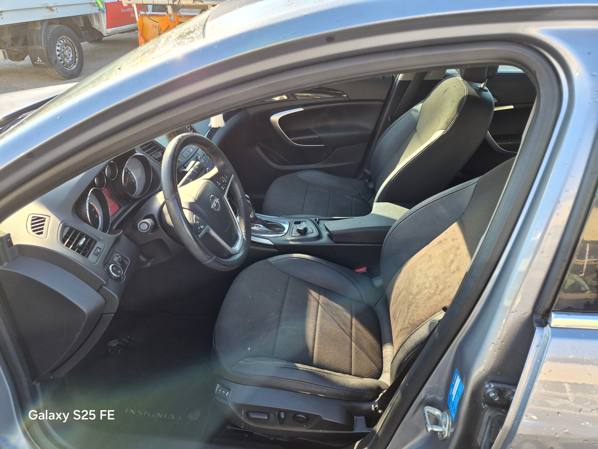 OPEL Insignia 2.0 Turbo Sport Automatic-image-6