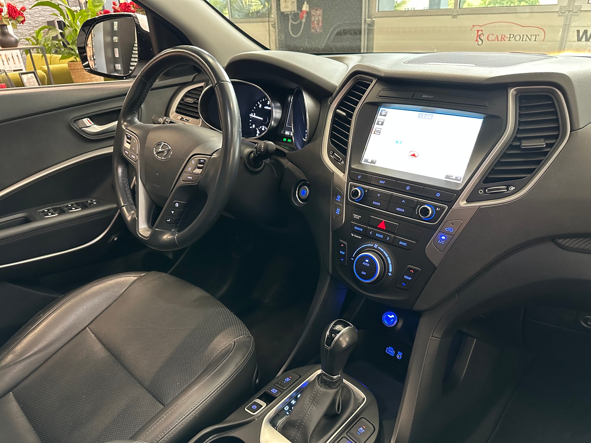 HYUNDAI Santa Fe 2.2 CRDI Vertex 4WD Automatic-image-10