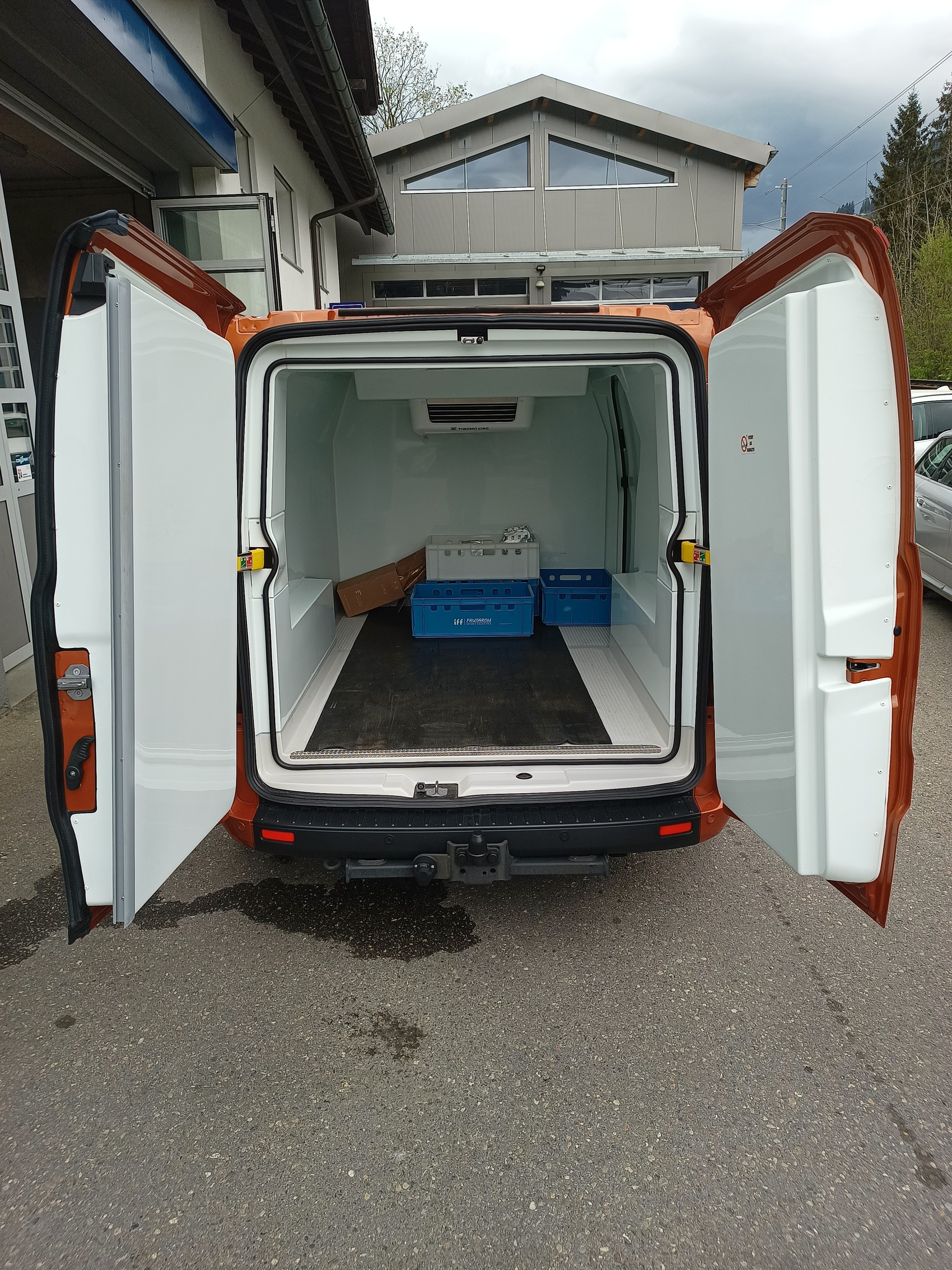 FORD Transit Custom Van 300 L1H1 Trend A Kühlwagen-image-9