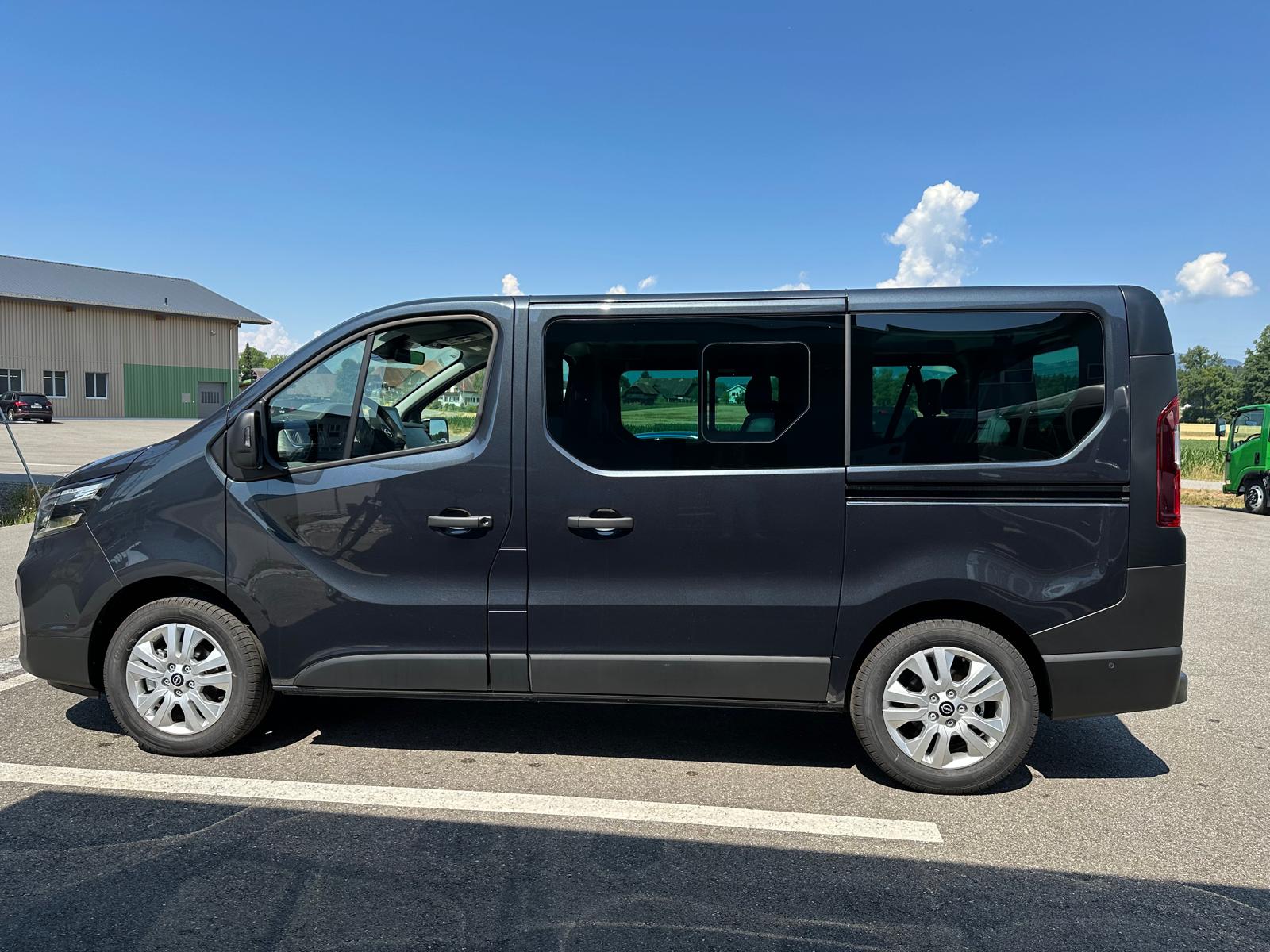 NISSAN Primastarr Kombi 2.8 t L1 H1 2. Tekna-image-4