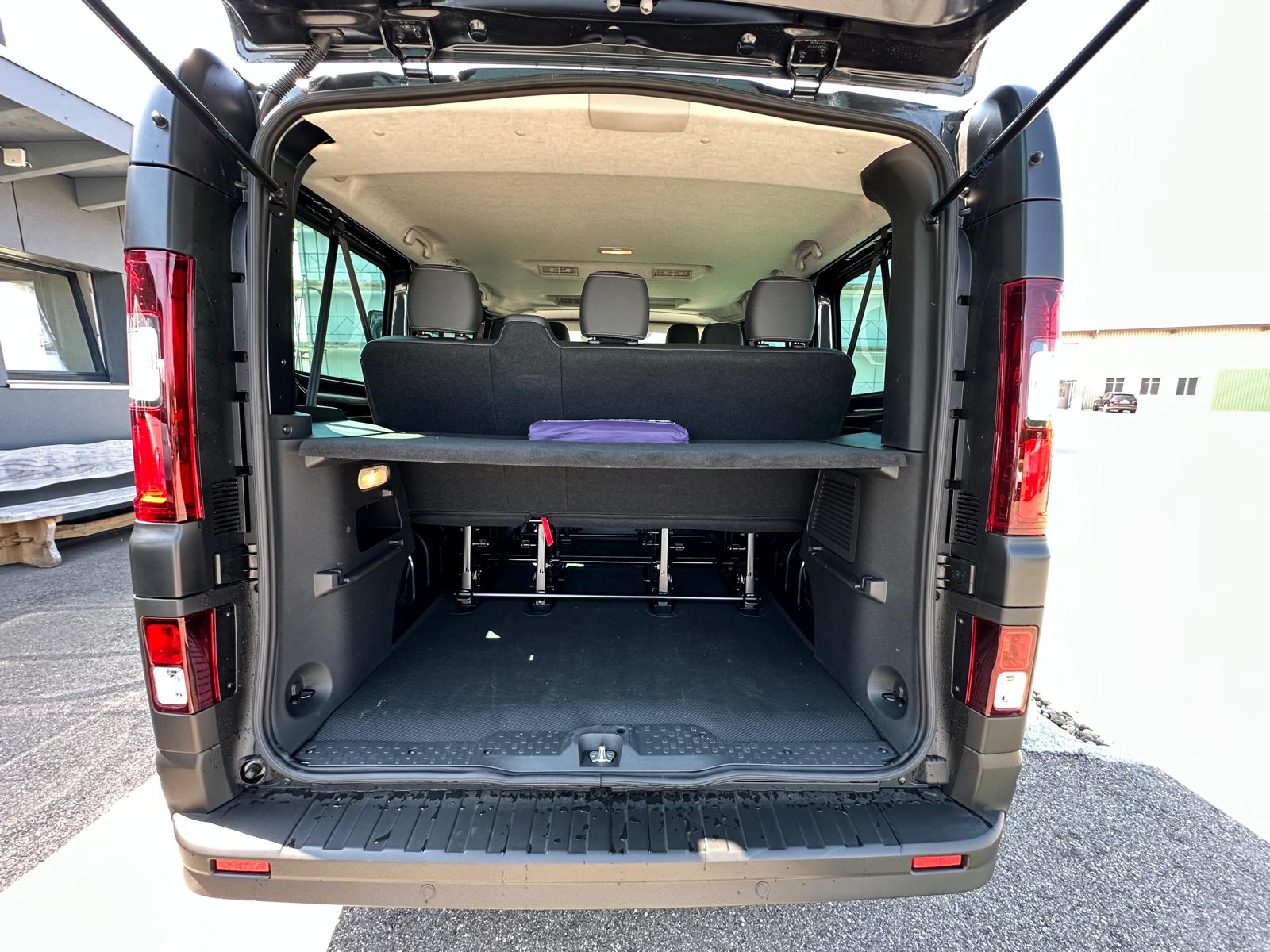 NISSAN Primastarr Kombi 2.8 t L1 H1 2. Tekna-image-5