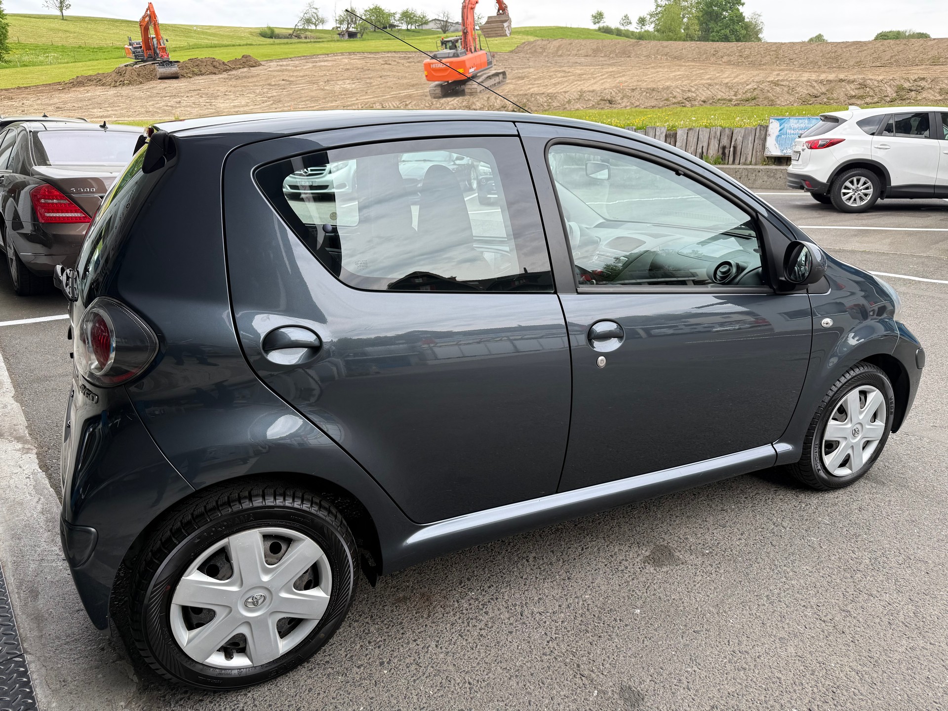 TOYOTA Aygo 1.0 Linea Luna-image-4