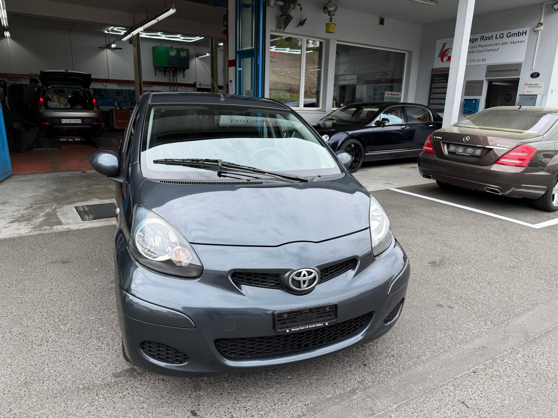 TOYOTA Aygo 1.0 Linea Luna-image-2
