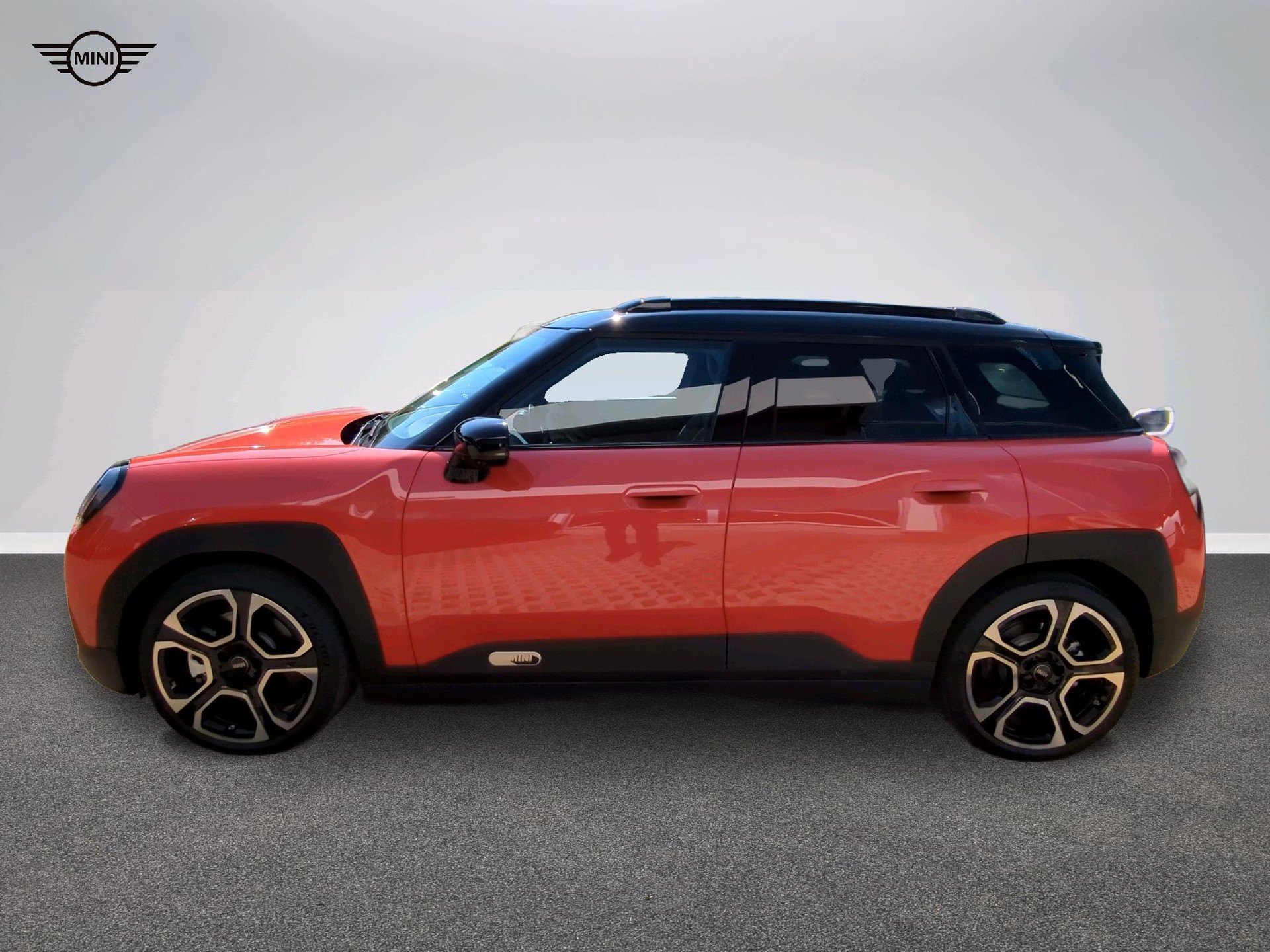 MINI Aceman SE-image-1