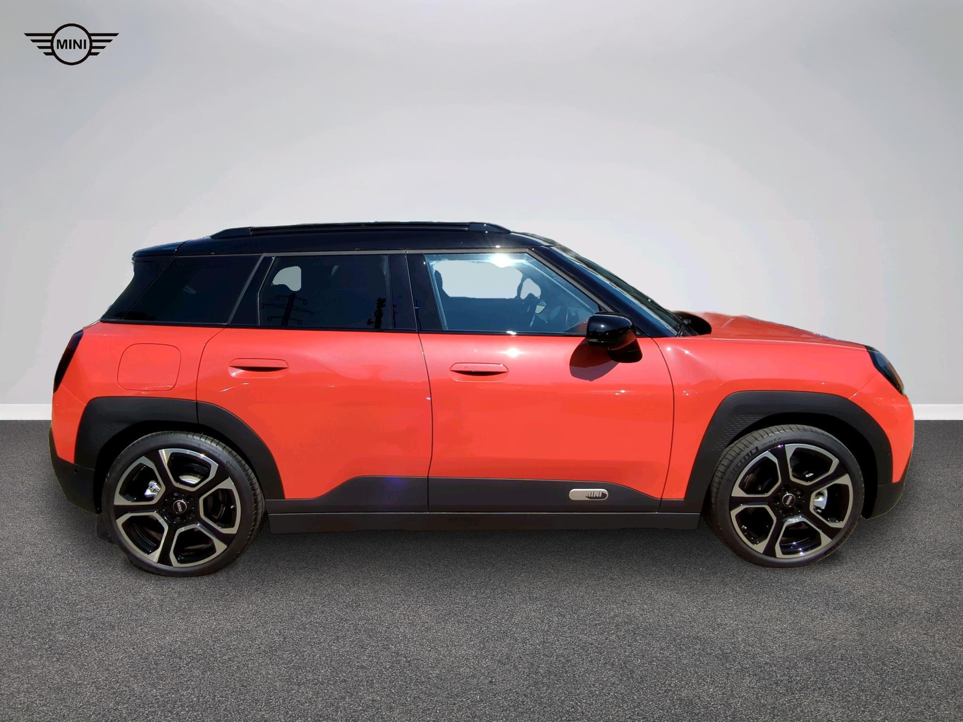 MINI Aceman SE-image-2