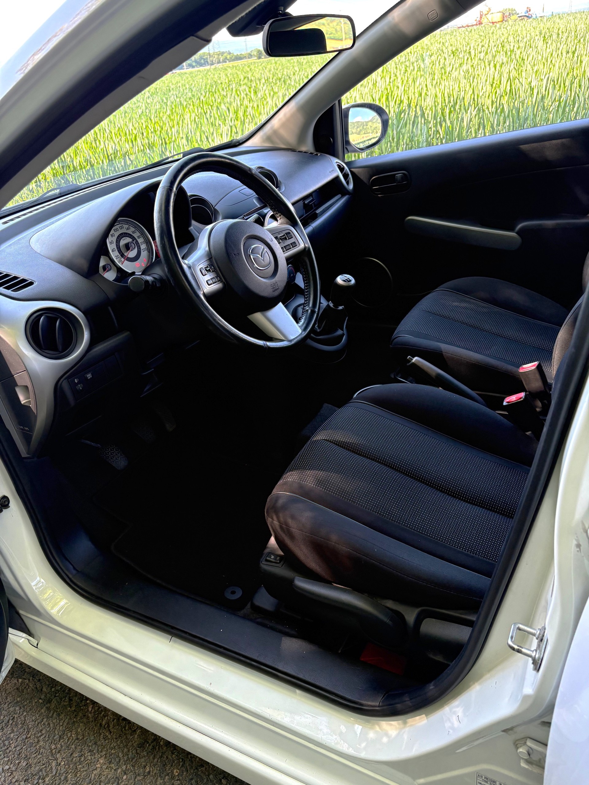 MAZDA 2 1.5i 16V Sport-image-9