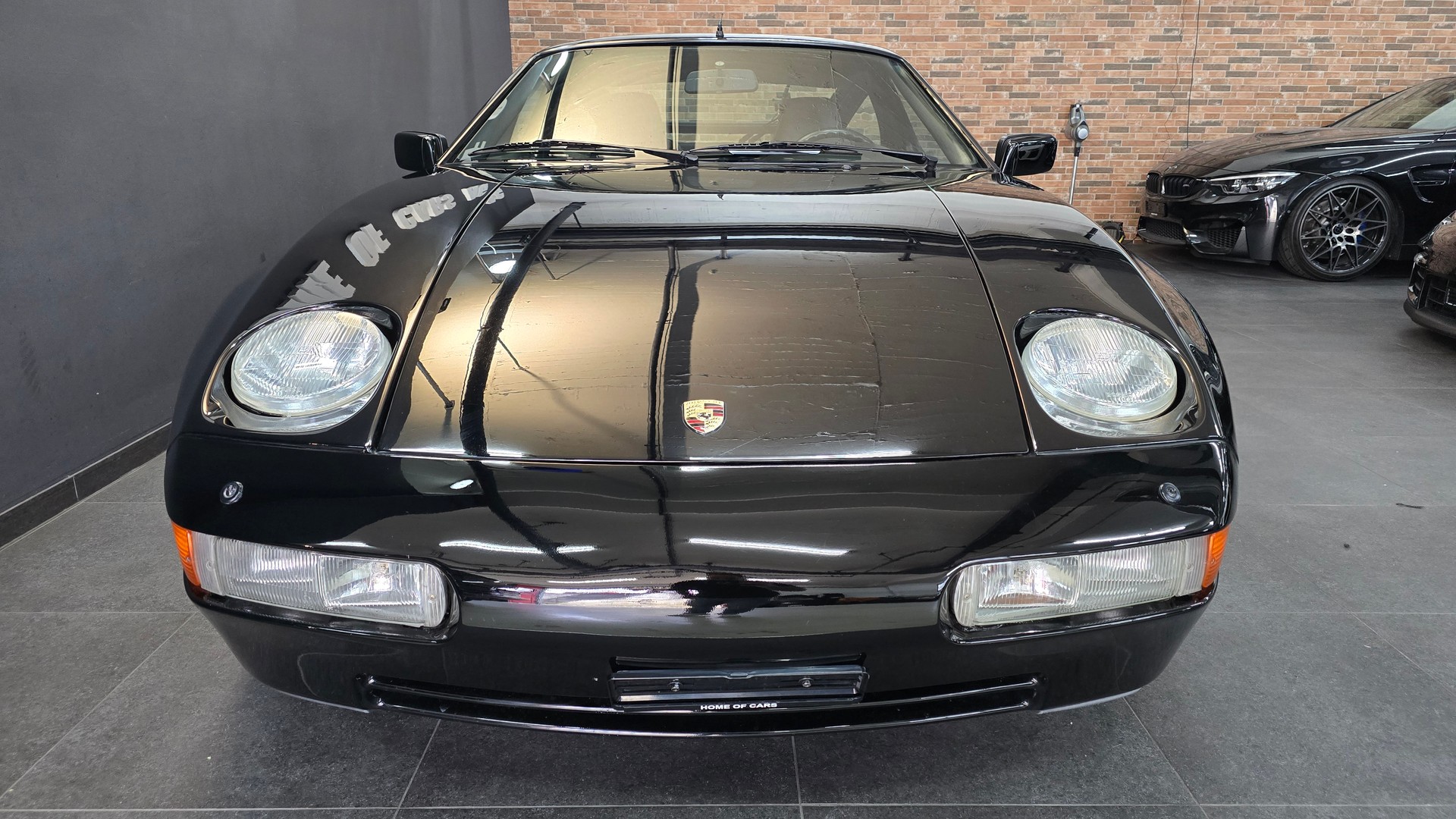 PORSCHE 928 S4-image-19