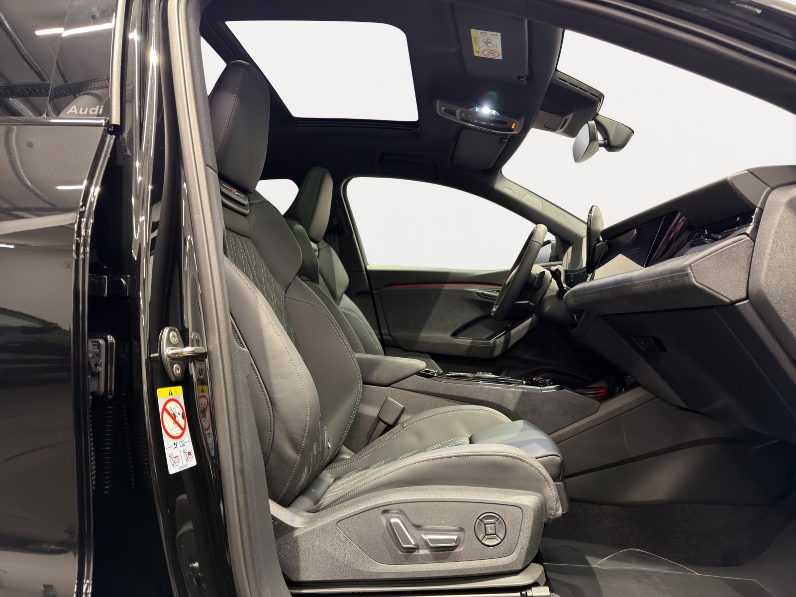 AUDI Q6 Sportback e-tron Quattro 428PS-image-6