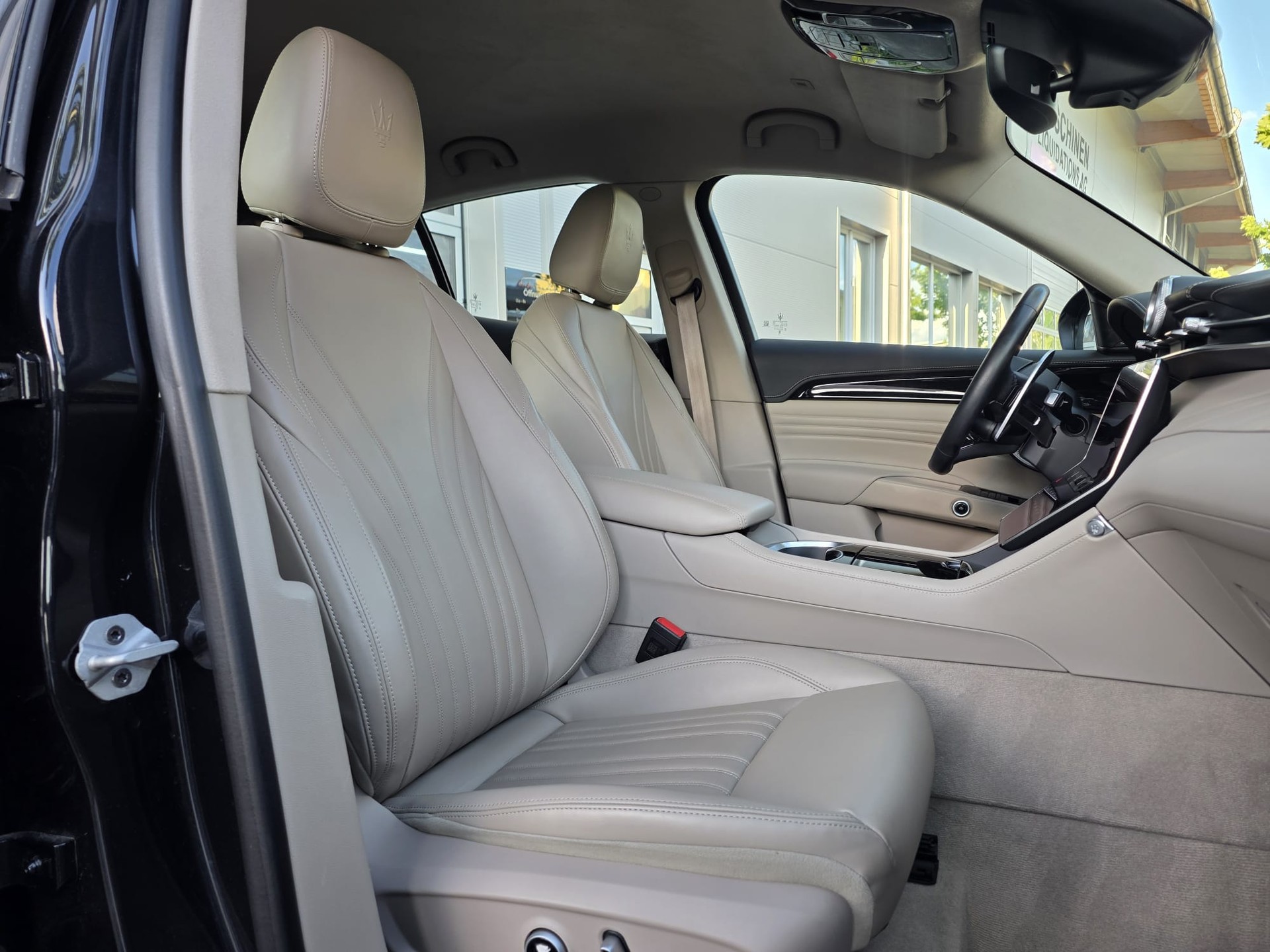 MASERATI Grecale 2.0 MHEV GT Hybrid Automatica ** ASSISTENZ PAKET PLUS - KOMFORT PAKET -360° KAMERA -SONOS FABER SOUND - ADAPTIVE LED -**-image-7