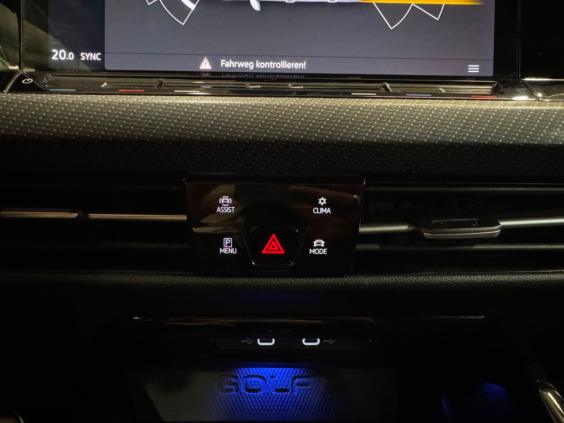 VW Golf 2.0 TSI R DSG 4Motion-image-17