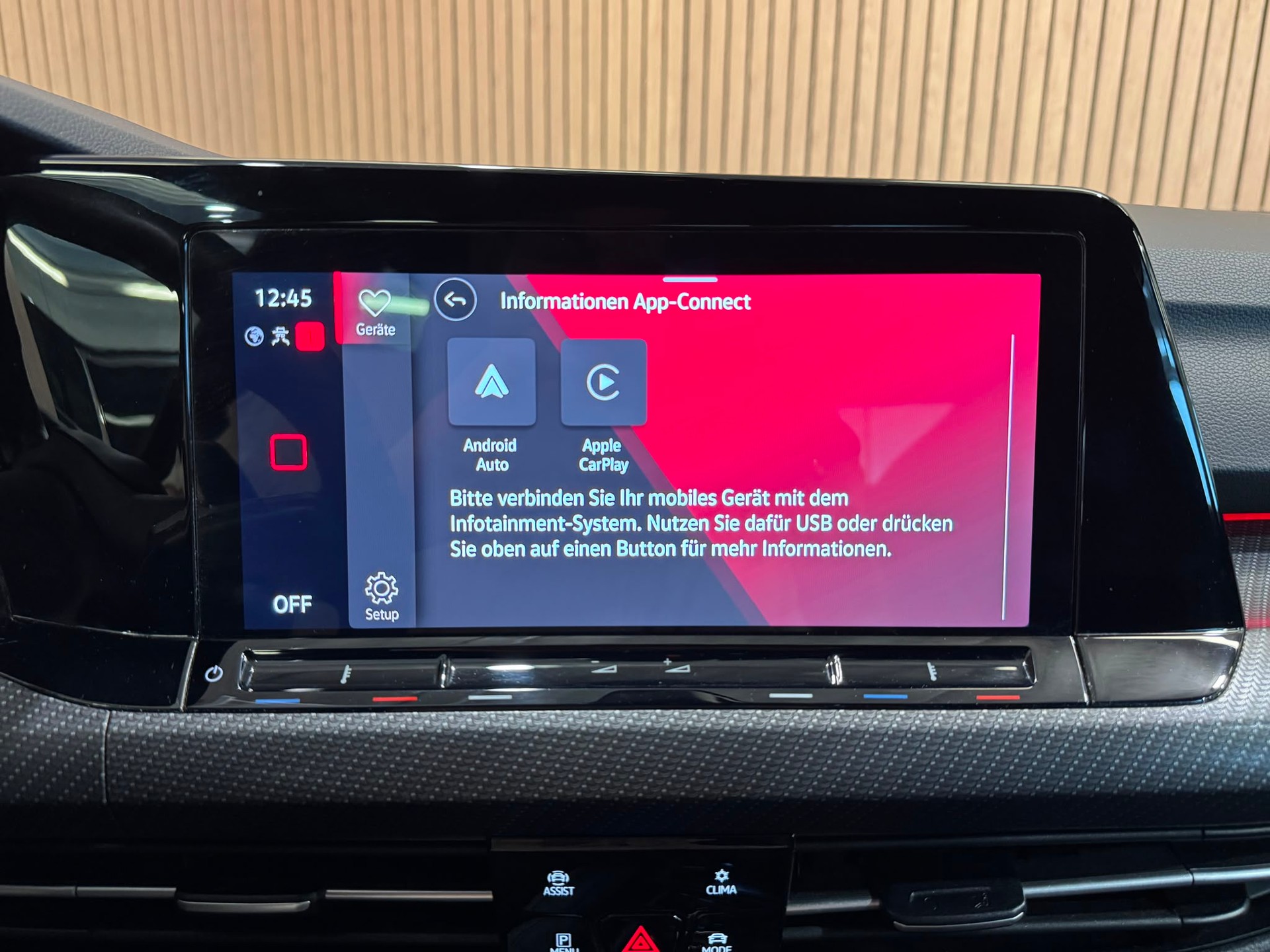 VW Golf 2.0 TSI R DSG 4Motion-image-19