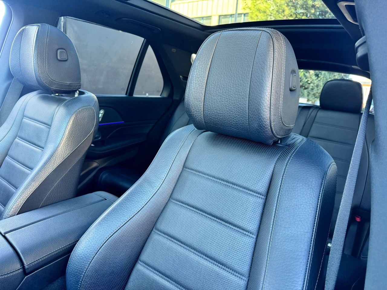 MERCEDES-BENZ GLE 450 AMG Line 4matic CH FAHRZEUG 7PLÄTZER-image-12
