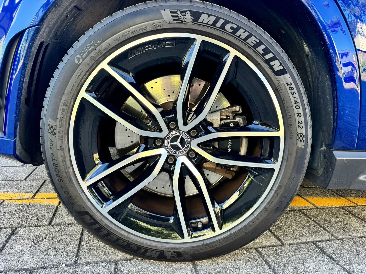 MERCEDES-BENZ GLE 450 AMG Line 4matic CH FAHRZEUG 7PLÄTZER-image-22