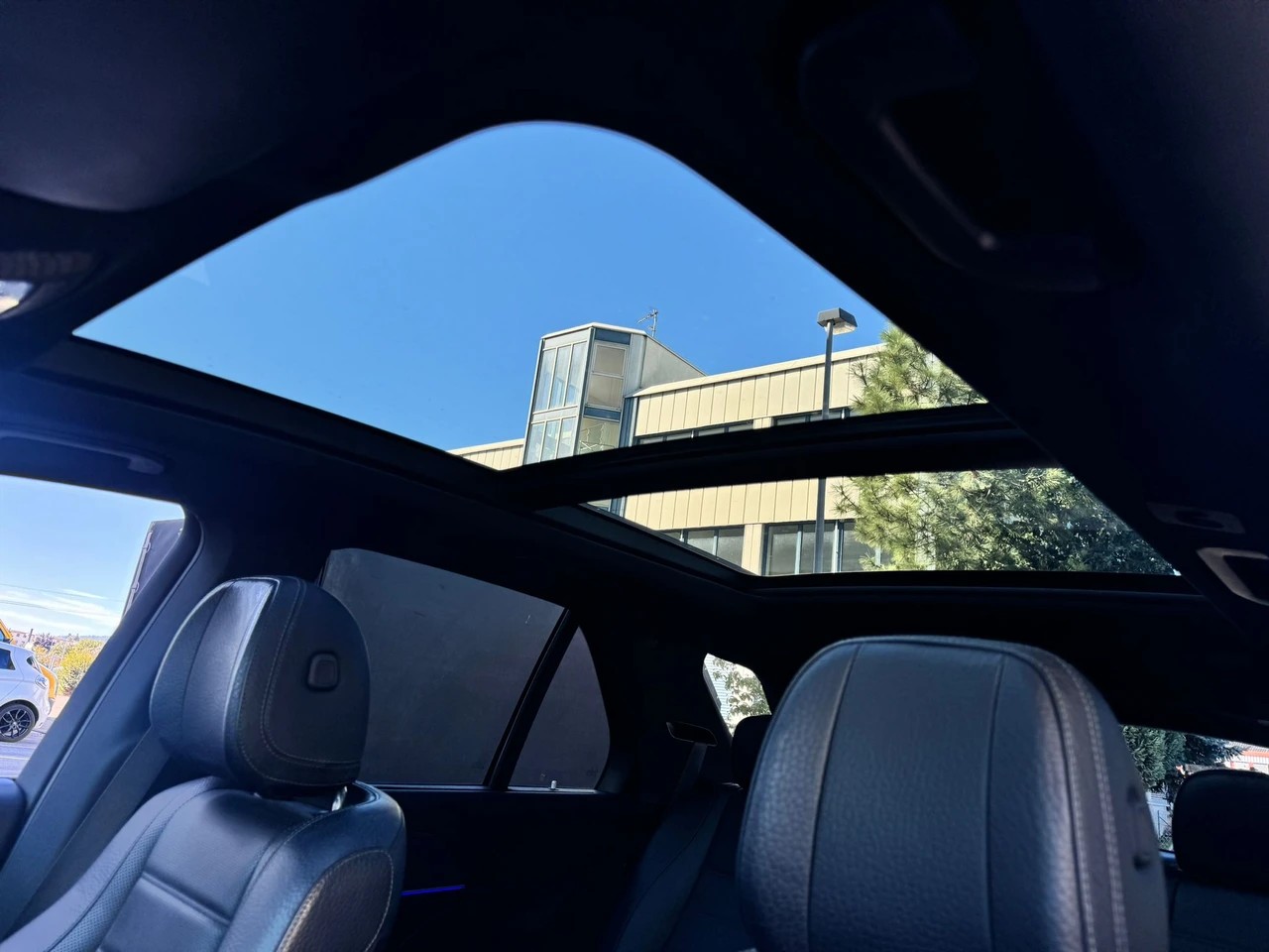 MERCEDES-BENZ GLE 450 AMG Line 4matic CH FAHRZEUG 7PLÄTZER-image-20