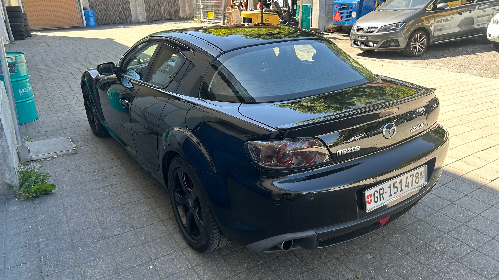 MAZDA RX-8 Revolution-image-3