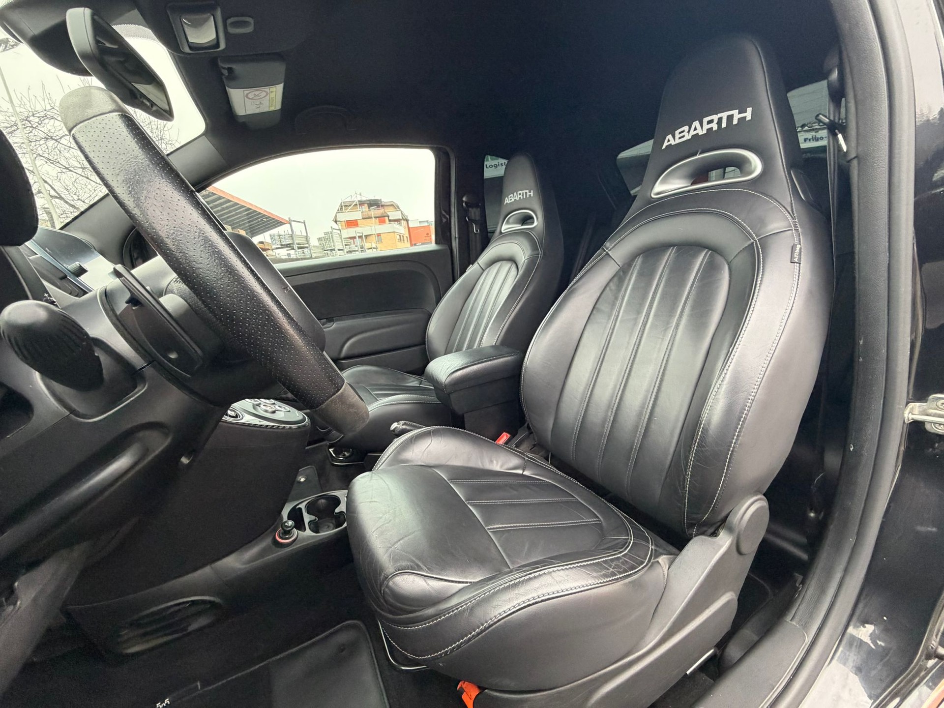 FIAT 595 1.4 16V Turbo Abarth Competizione Dualogic Selenia Edition ( 2/3 )-image-5
