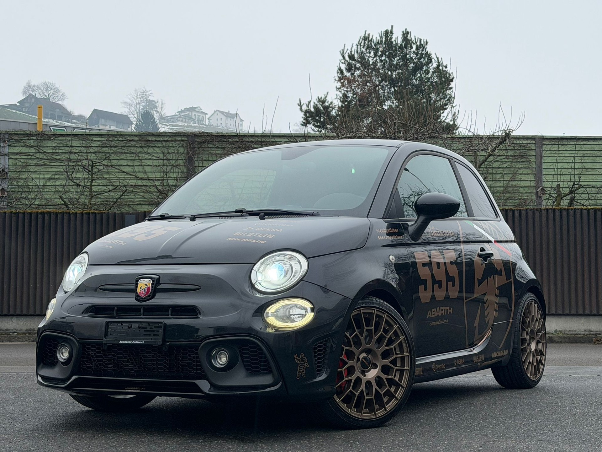FIAT 595 1.4 16V Turbo Abarth Competizione Dualogic Selenia Edition ( 2/3 )