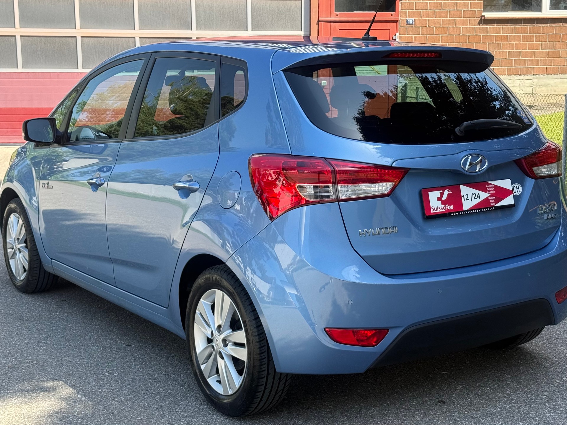 HYUNDAI iX20 1.6 Premium-image-3