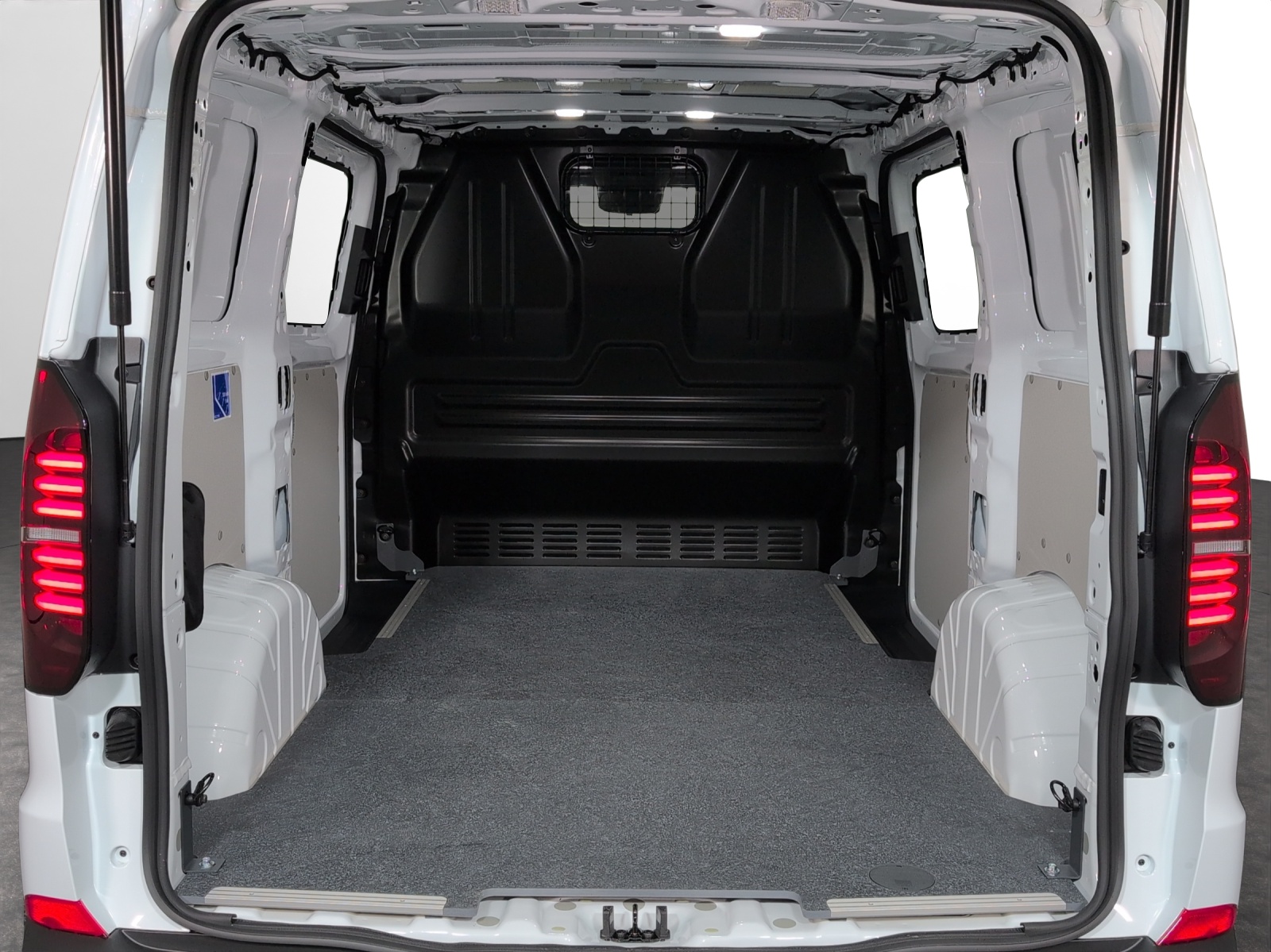 VW Transporter 2.0 TDI Automat-image-14