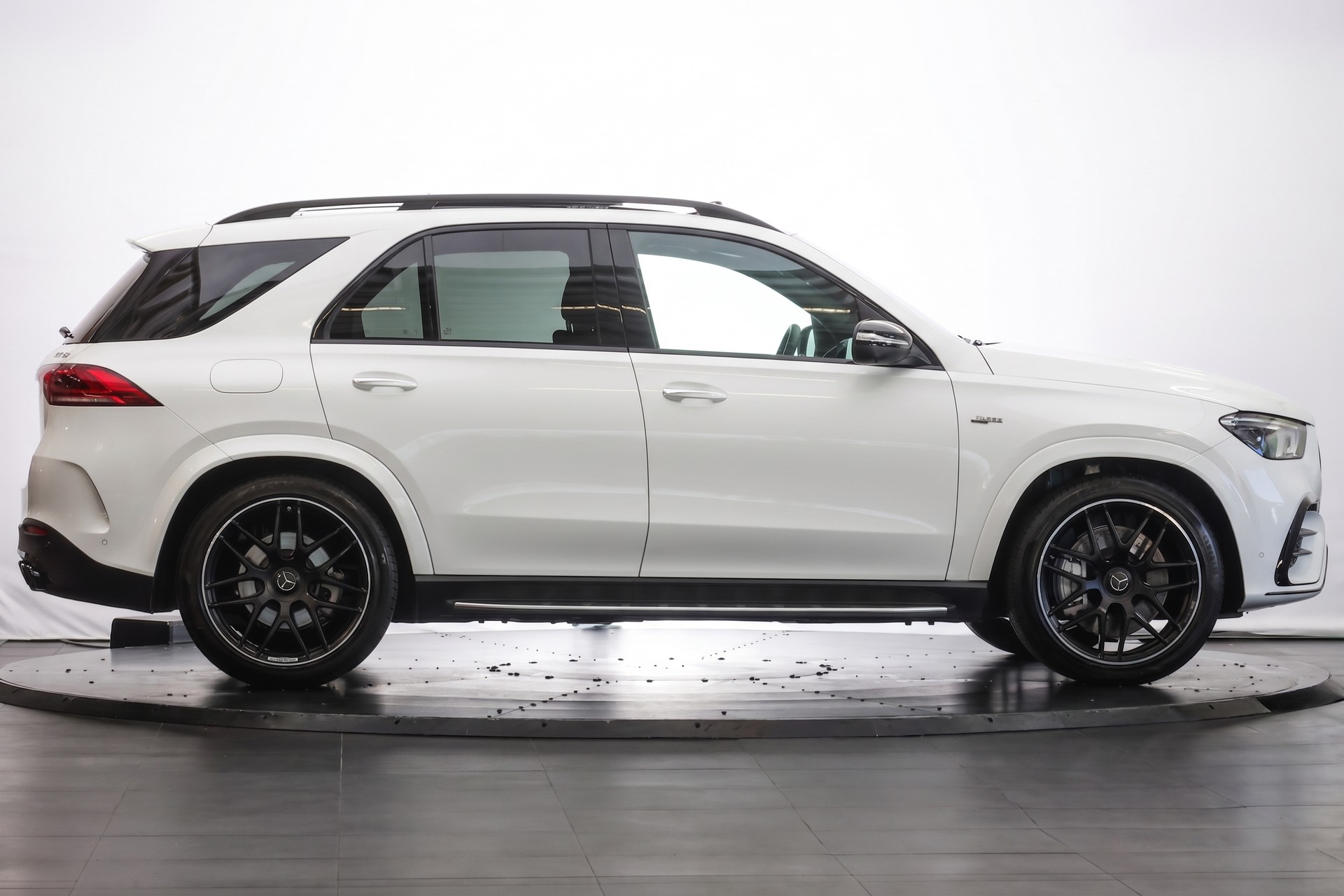 MERCEDES-BENZ GLE 53 AMG 4Matic+ 9G-Speedshift-image-3
