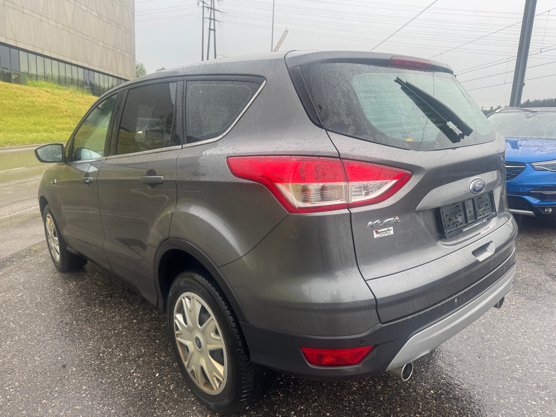 FORD Kuga 2.0 TDCi Carving 4WD PowerShift-image-3