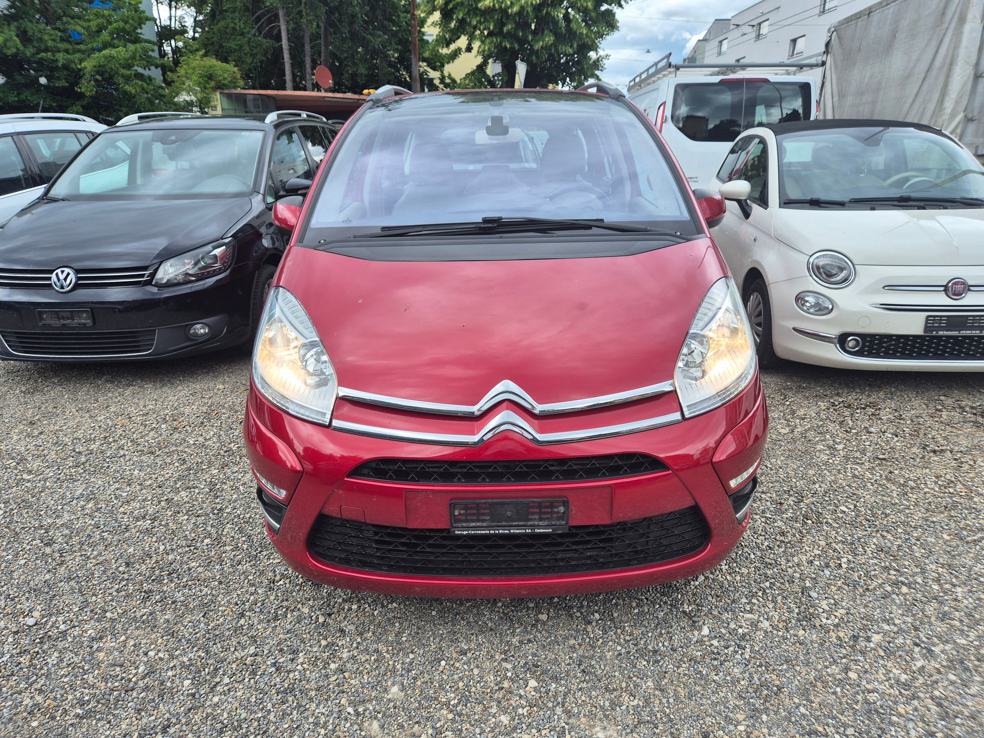 CITROEN Grand C4 Picasso 1.6 HDI 16V Attraction EGS6-image-0