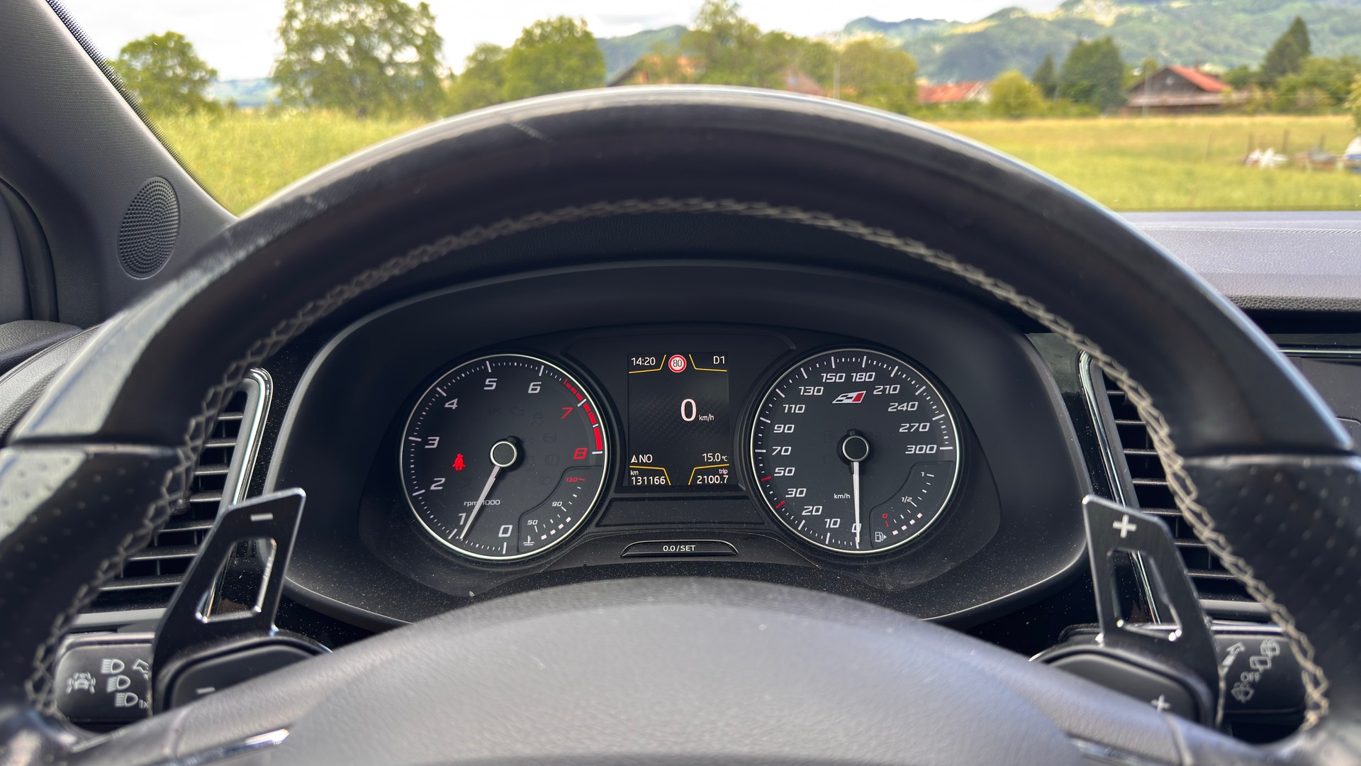 SEAT 2.0 TSI 300 Cupra DSG-image-5