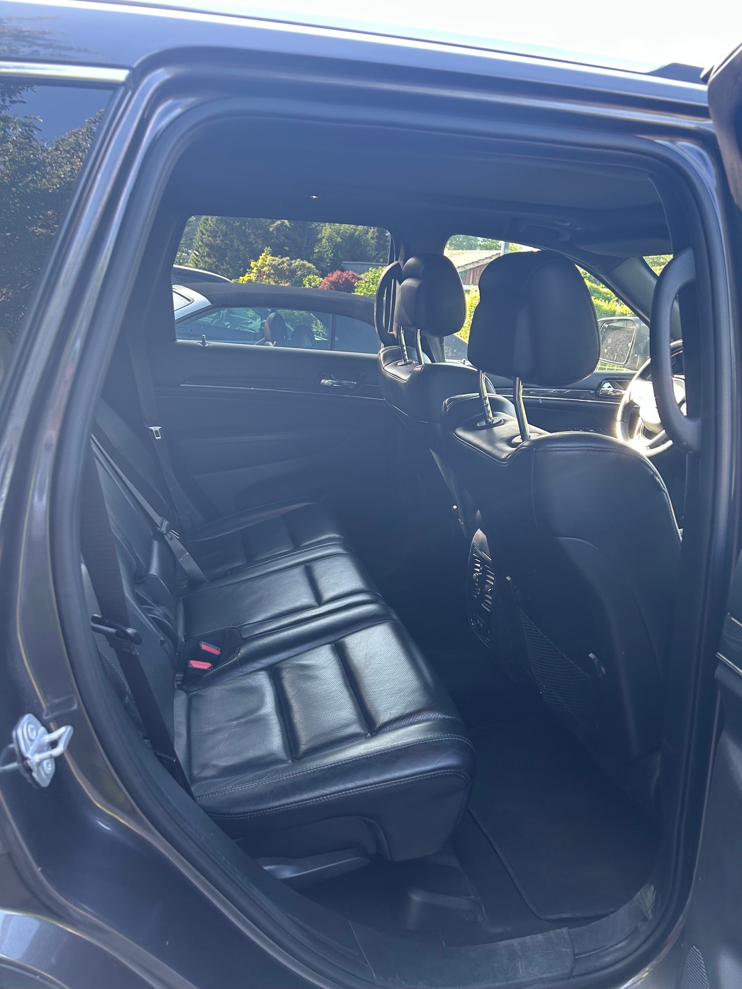 JEEP 3.0 CRD 250 Overland-image-4
