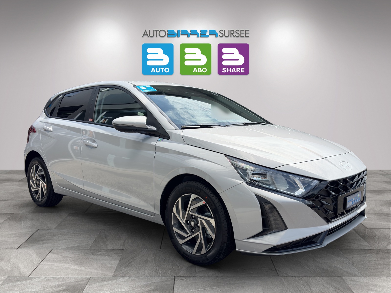HYUNDAI i20 1.0 T-GDi Amplia-image-2