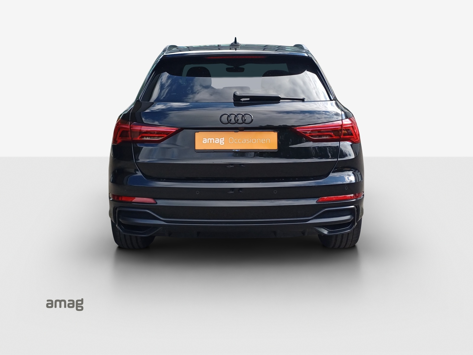 AUDI Q3 35 TFSI S line Attraction S-tronic-image-3