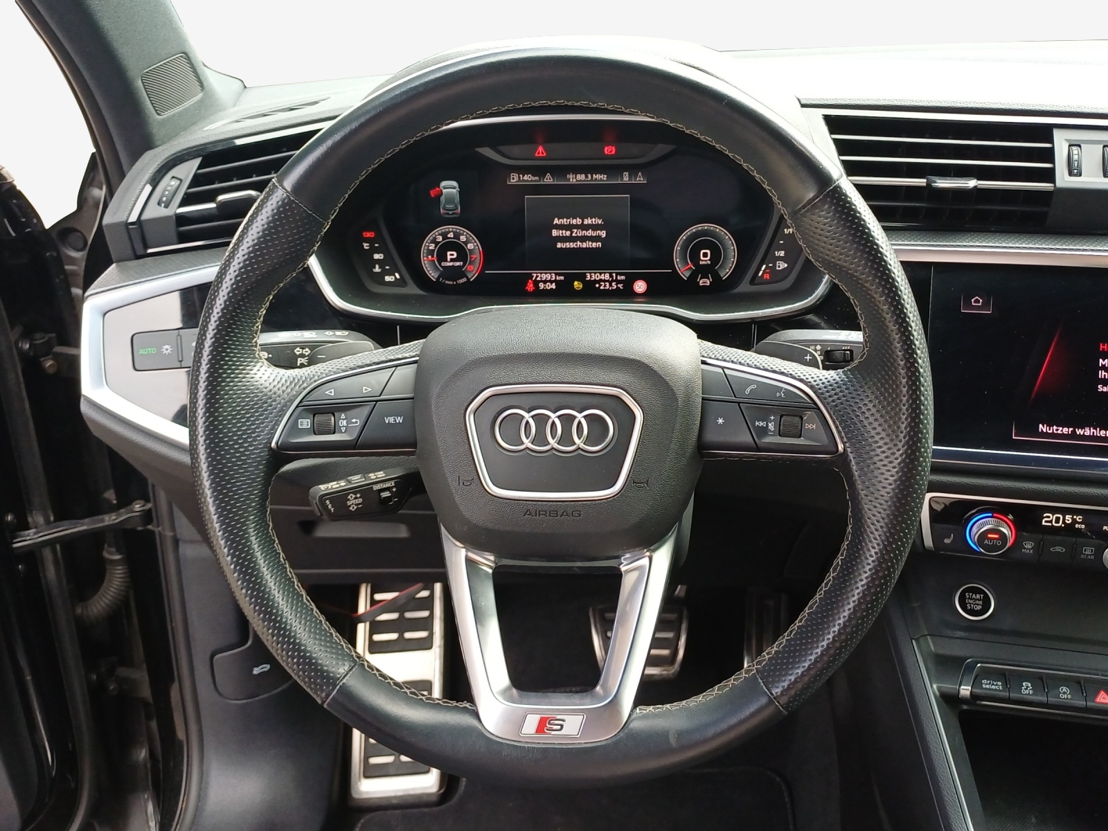 AUDI Q3 35 TFSI S line Attraction S-tronic-image-9