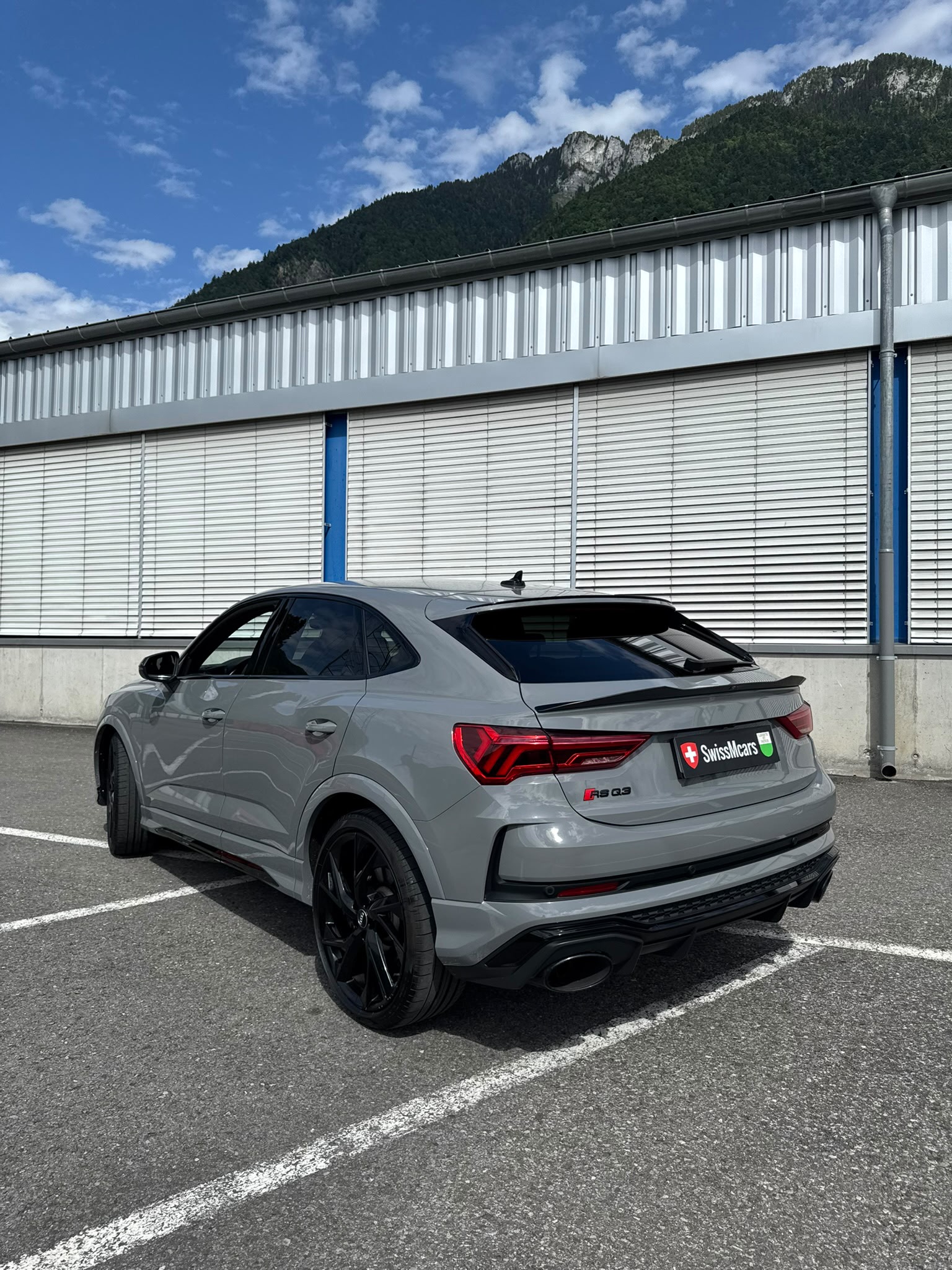 AUDI RS Q3 Sportback quattro S tronic-image-6