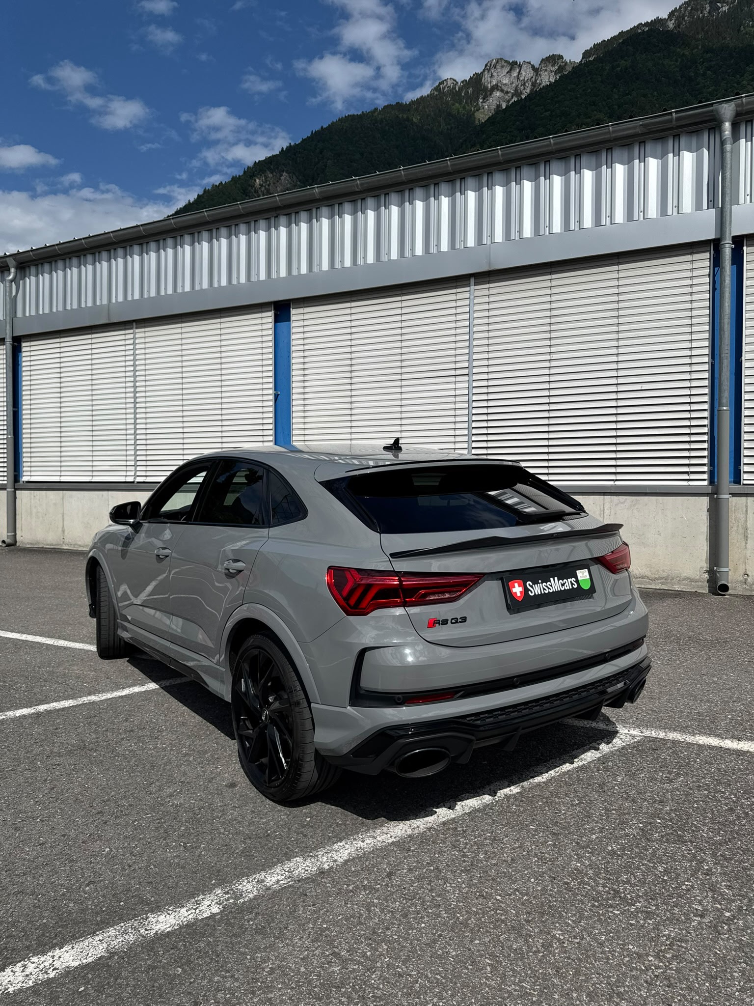 AUDI RS Q3 Sportback quattro S tronic-image-9
