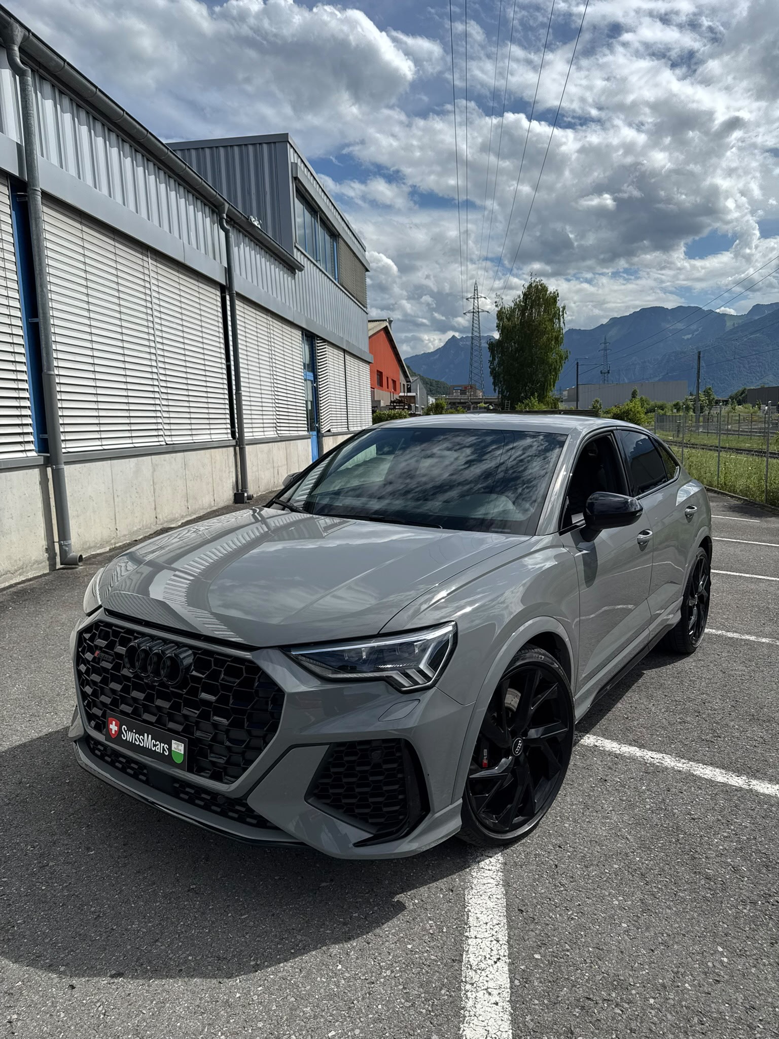AUDI RS Q3 Sportback quattro S tronic-image-3