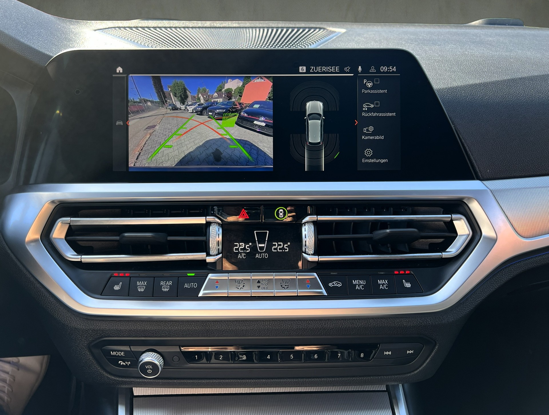 BMW 320d xDrive 48V Touring M Sport Steptronic-image-21