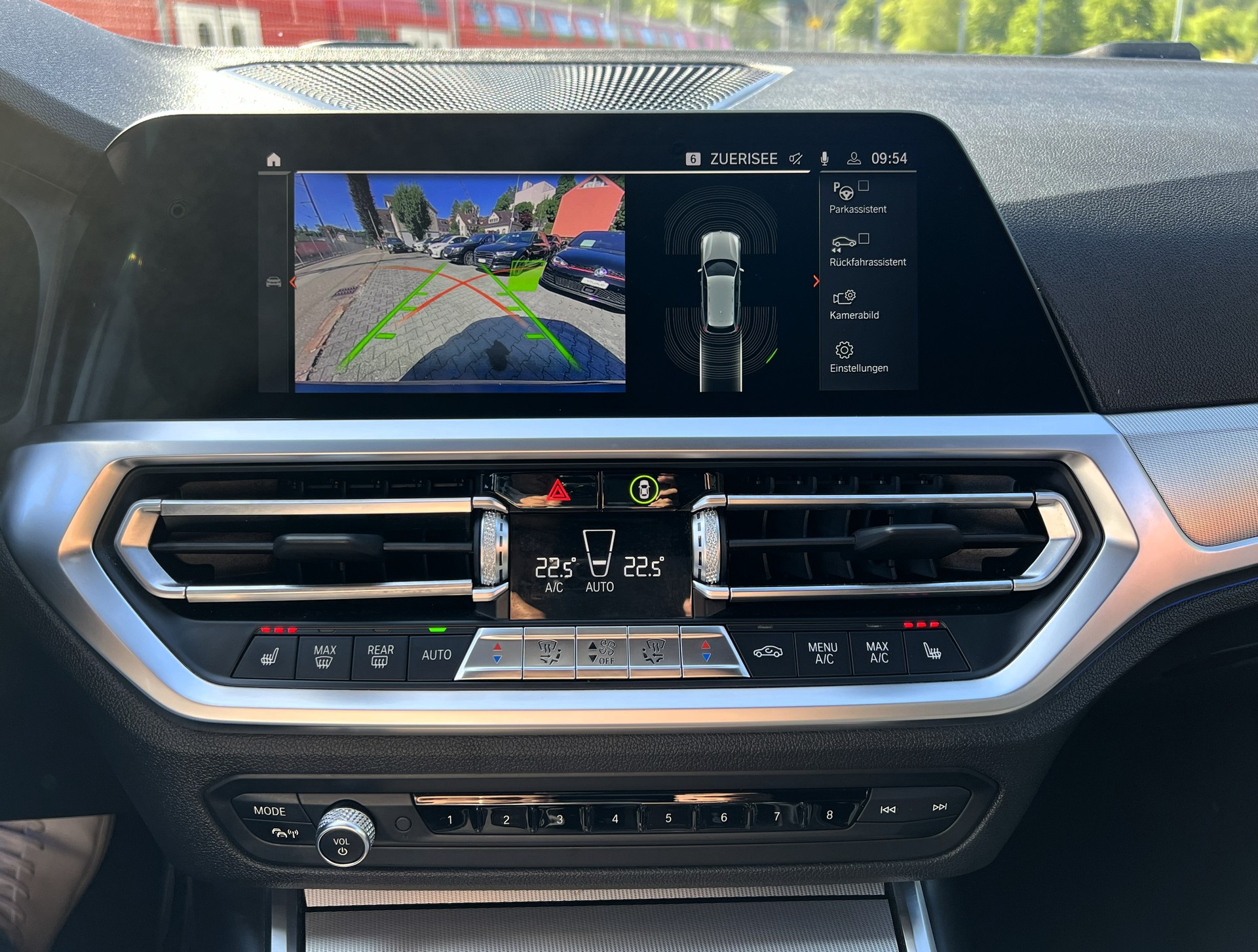 BMW 320d xDrive 48V Touring M Sport Steptronic-image-21