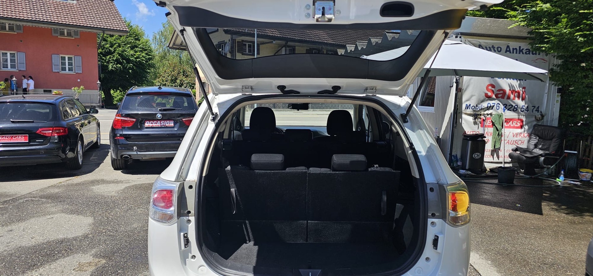 MITSUBISHI Outlander 2.2 DID Navigator Safety 4WD Automatic-image-8